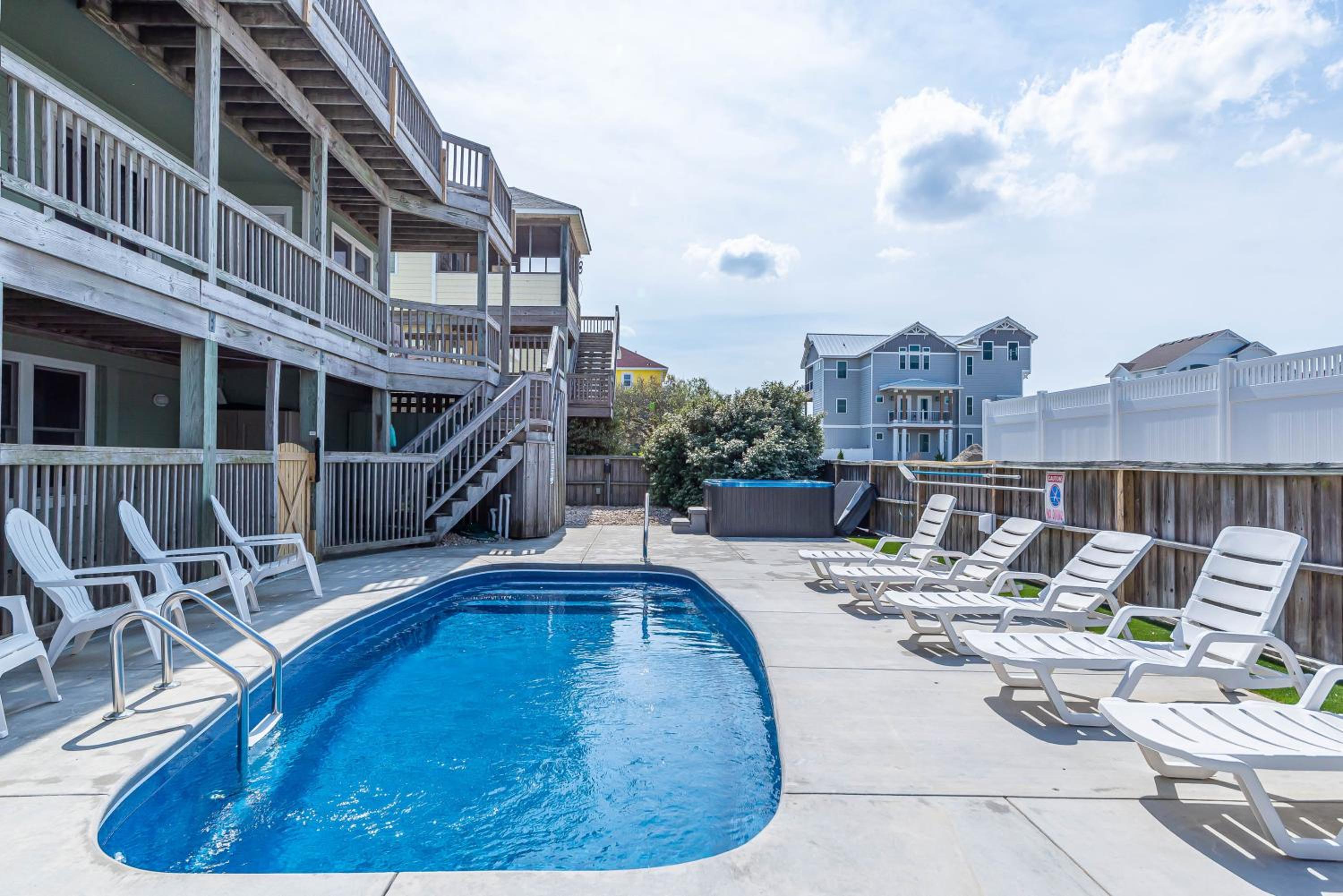 Carolina Getaway - Corolla, Ocean Sands, 150 Yds to Beach, Pool, Hot Tub, Pool Table, Arcade Game