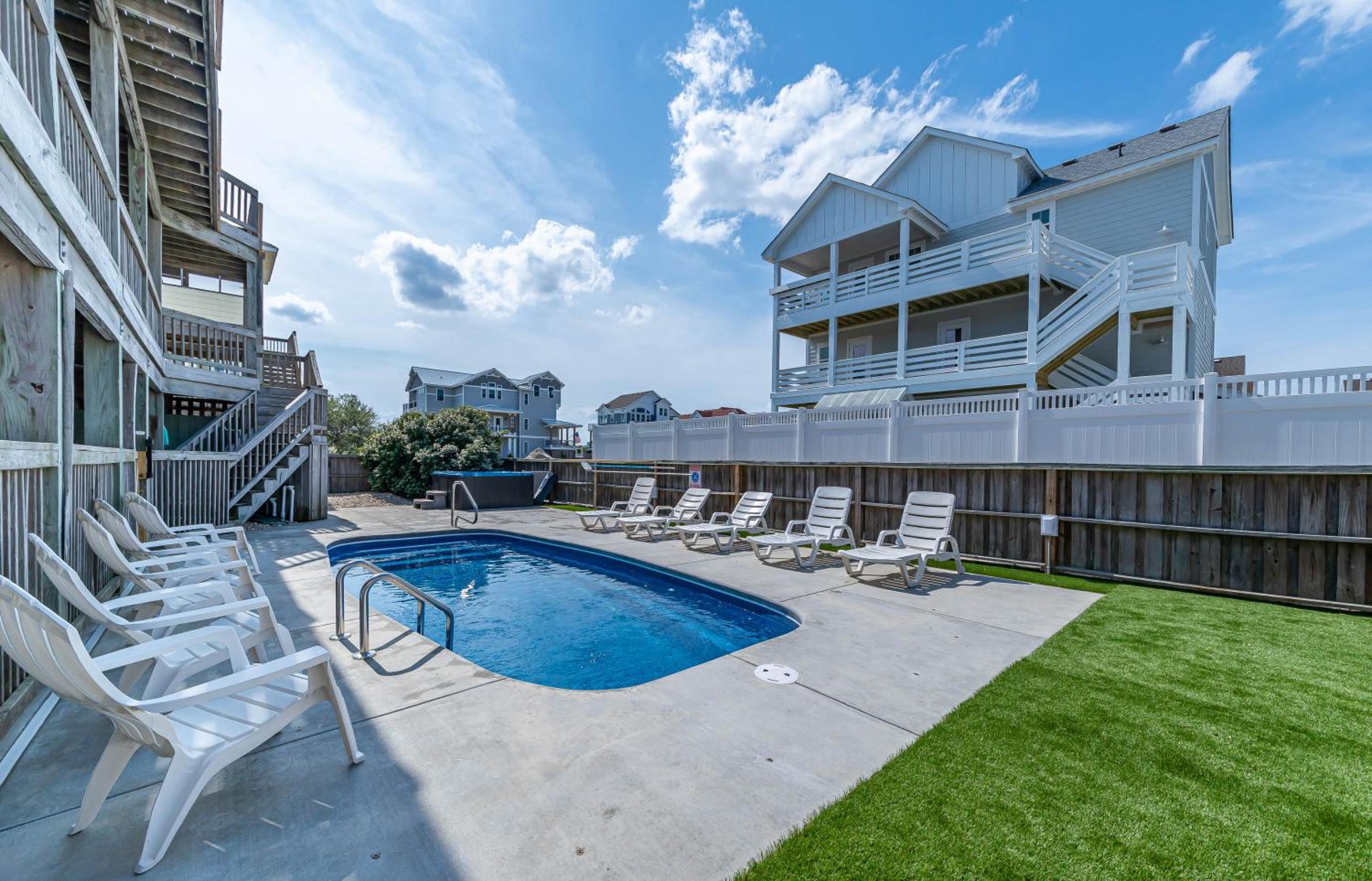 Carolina Getaway - Corolla, Ocean Sands, 150 Yds to Beach, Pool, Hot Tub, Pool Table, Arcade Game