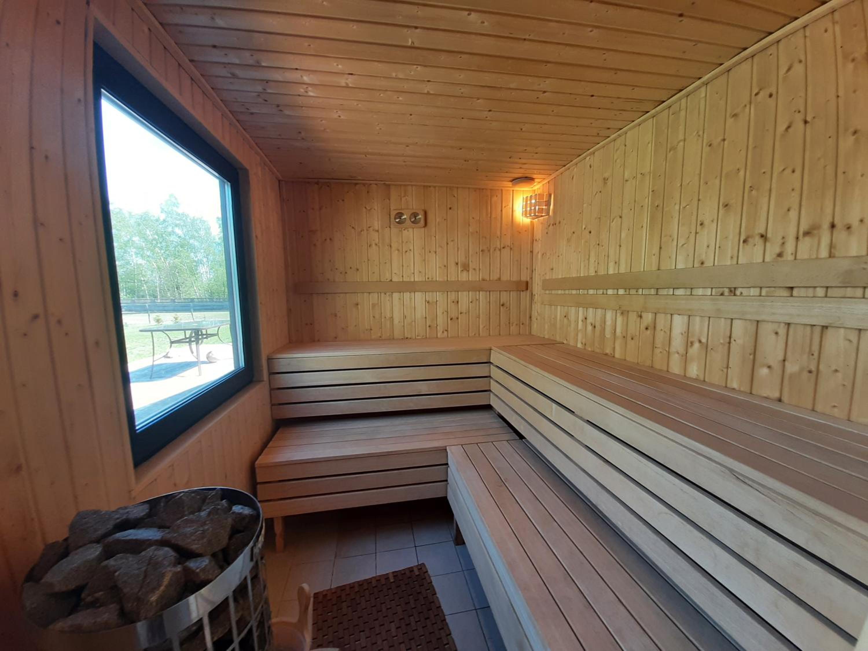 Nowa Wola 58 - 200qm appartment in a small village, with pool, sauna and big garden view 2