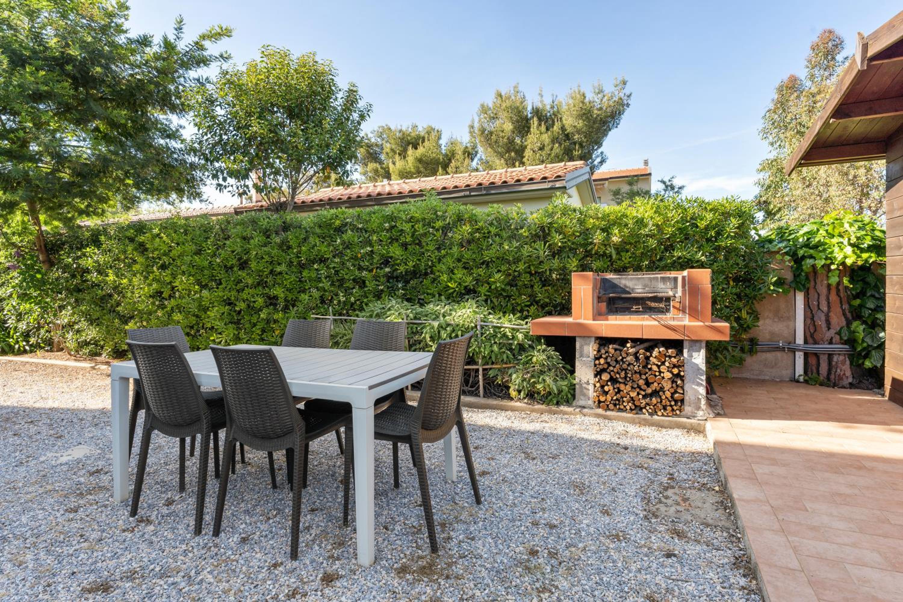 Casa Fiora, a 50 m dal mare view 4
