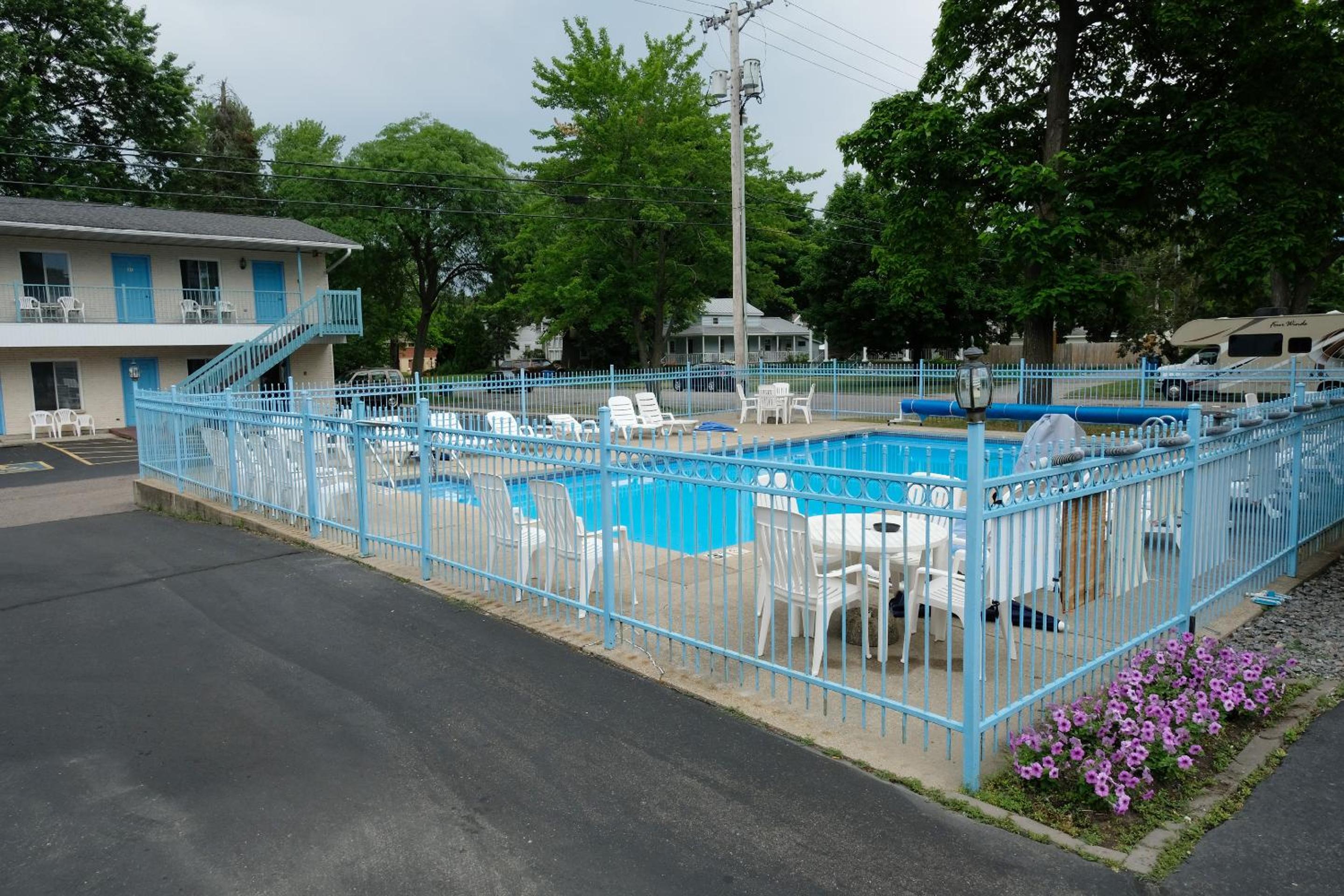 Starlite Motel