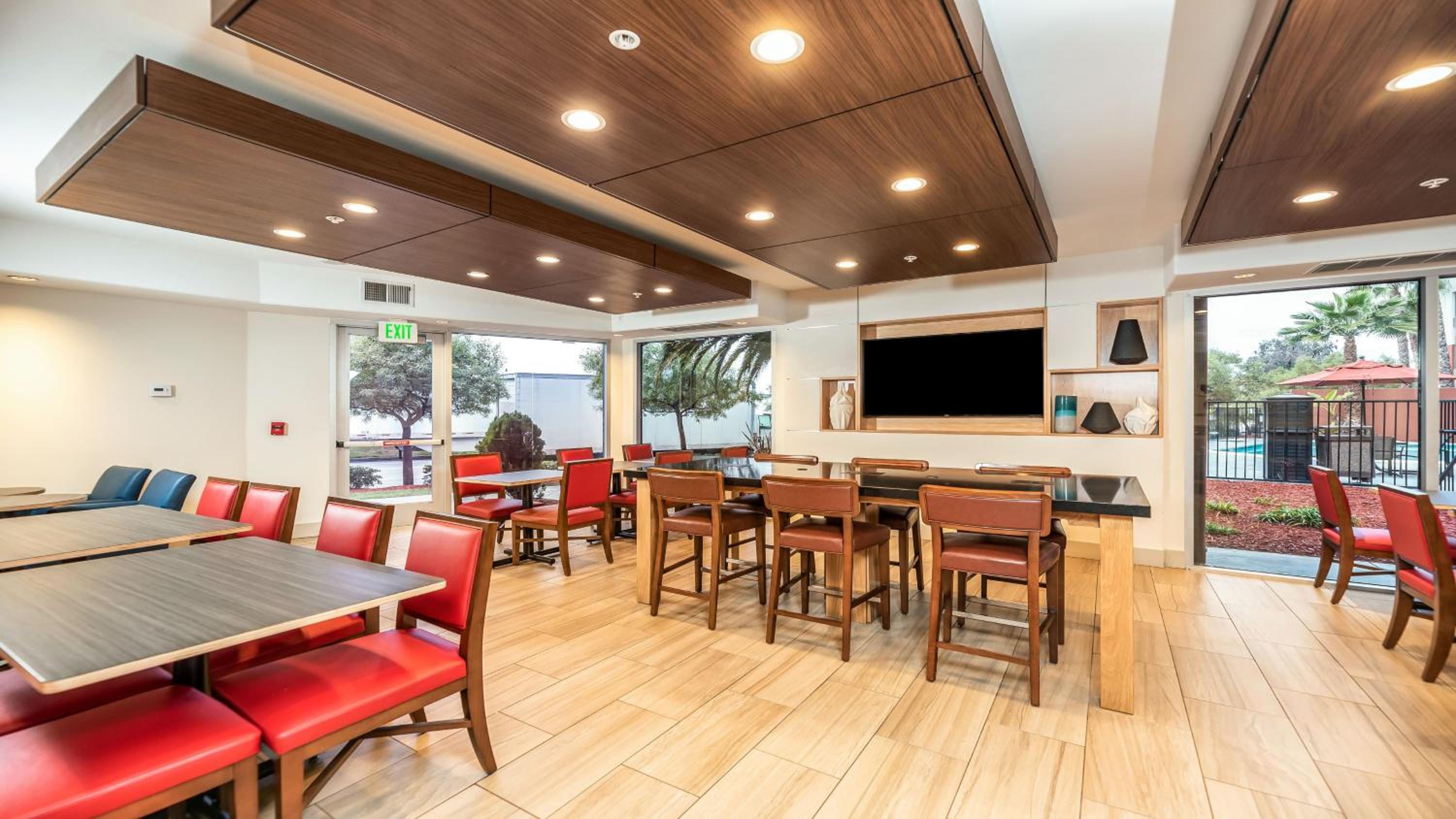 Holiday Inn Express Fremont - Milpitas Central, an IHG Hotel - Property Image 58
