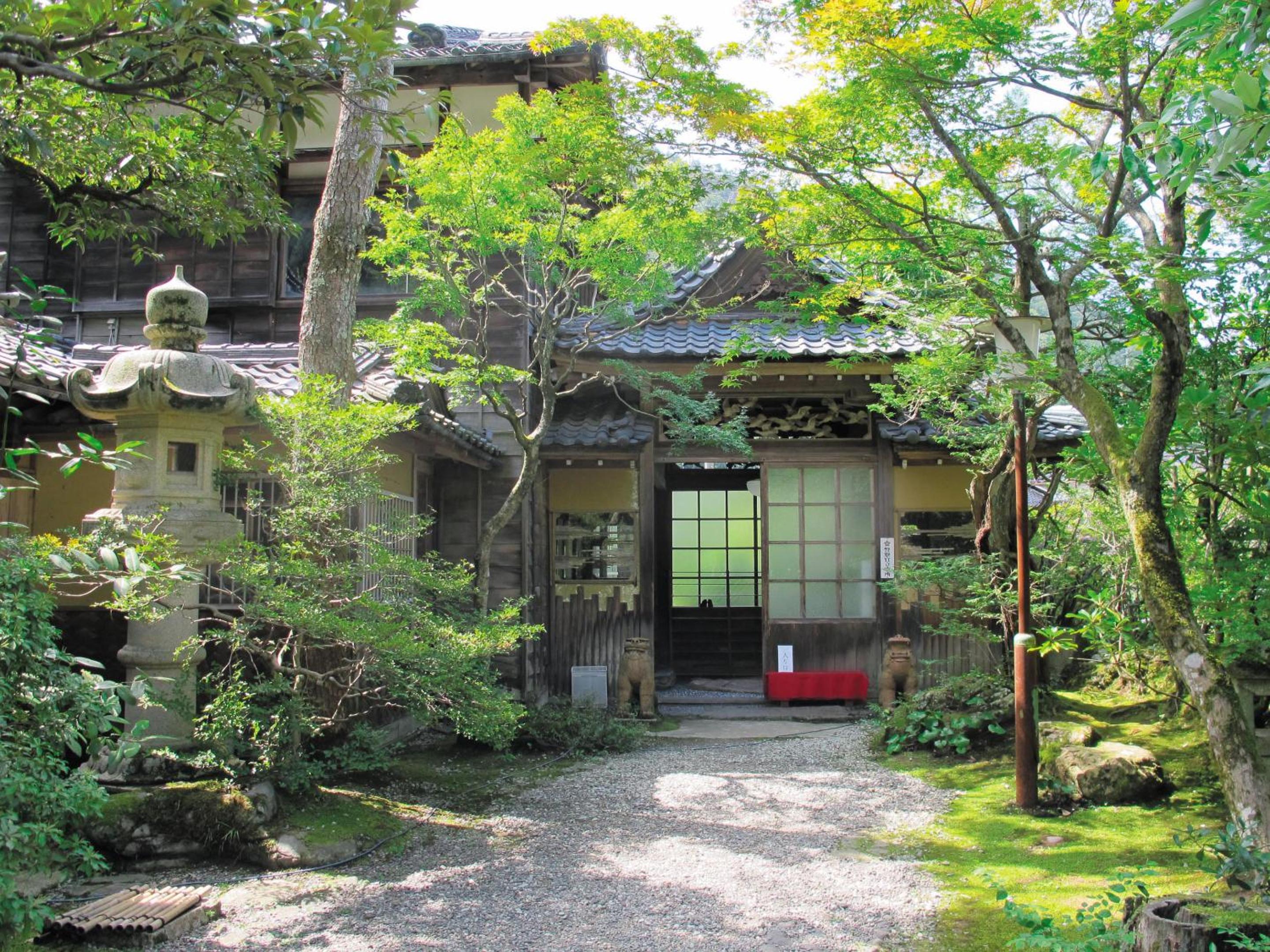Ooedo Onsen Monogatari Premium Yamanaka Grand Hotel