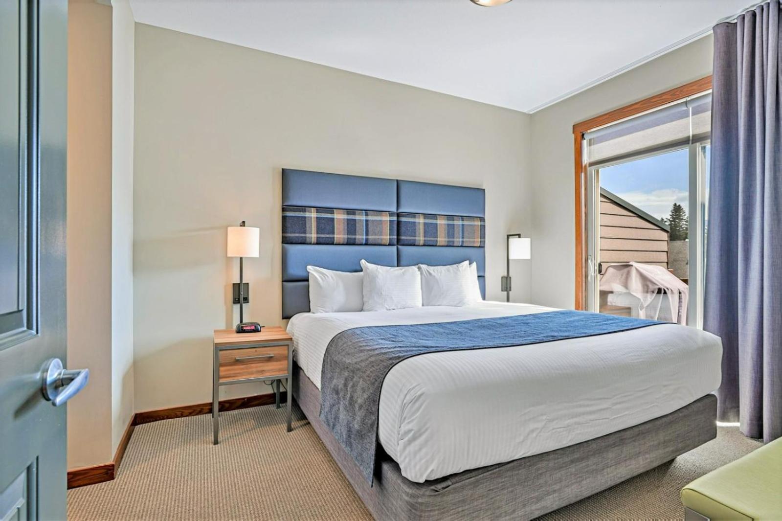 Stoneridge Mountain Resort managed by Little Sister Getaways
