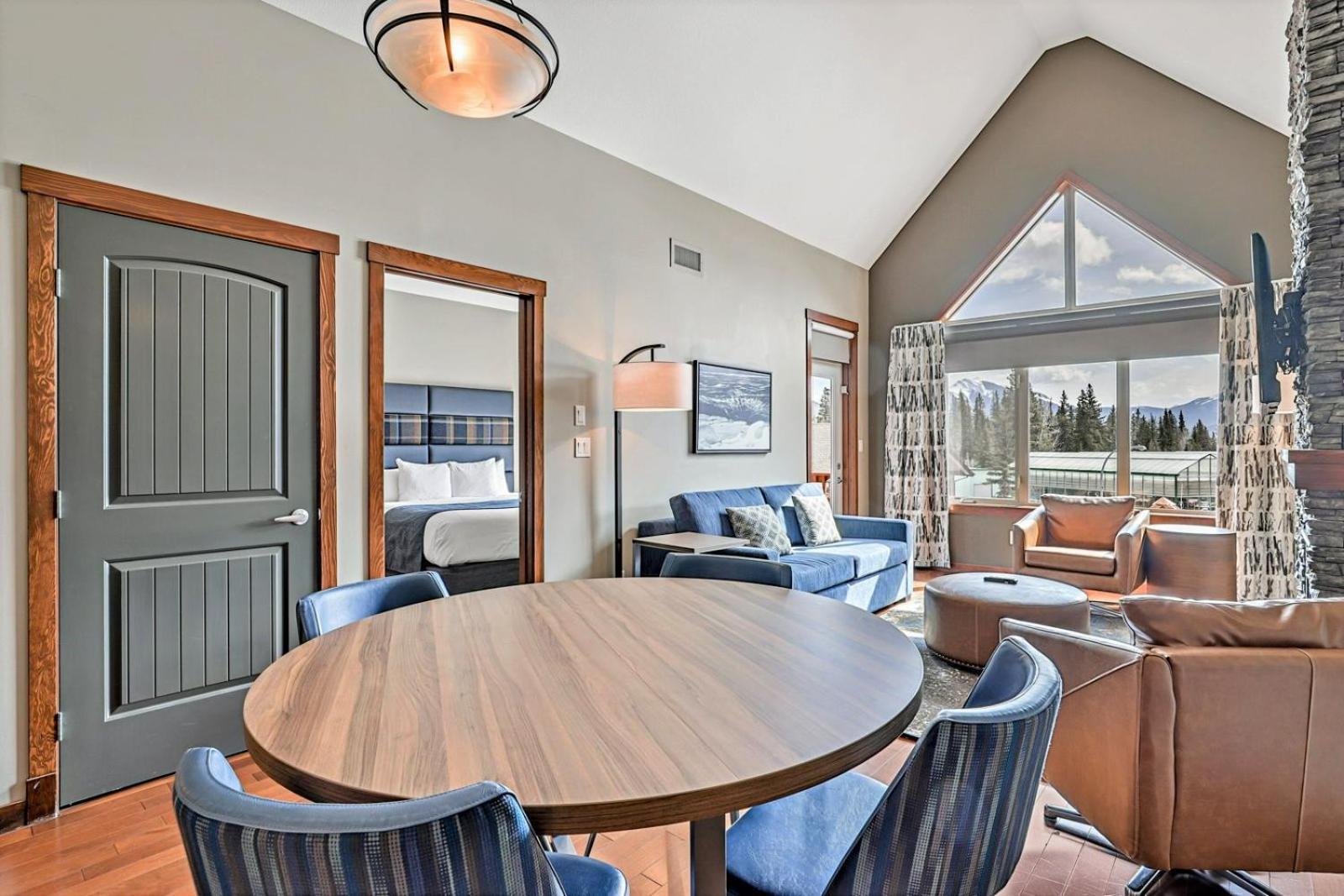 Stoneridge Mountain Resort managed by Little Sister Getaways