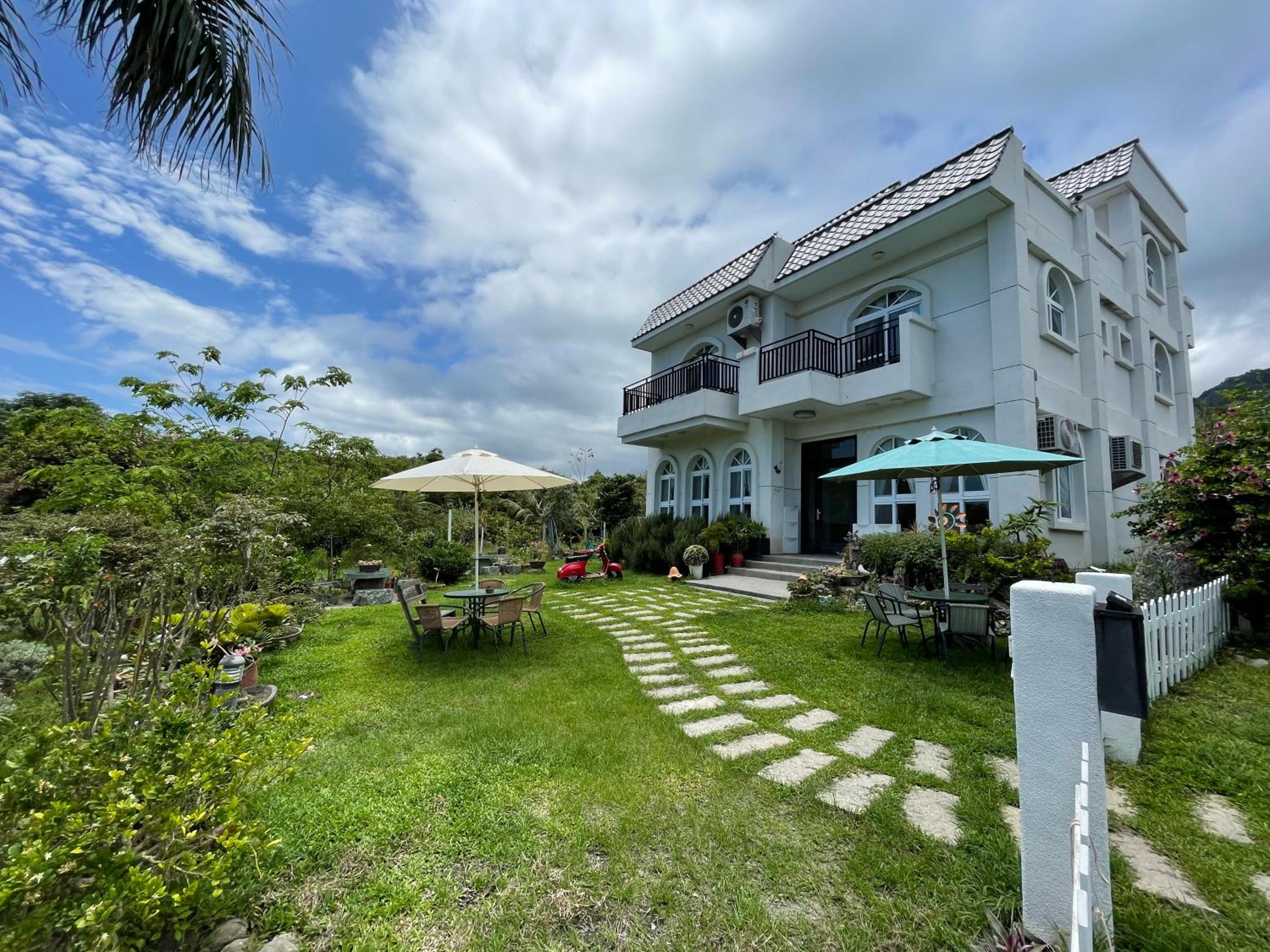 Lanshan House