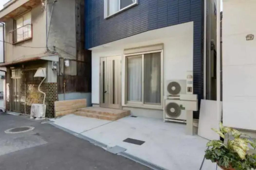 Tsuruhashi Annex
