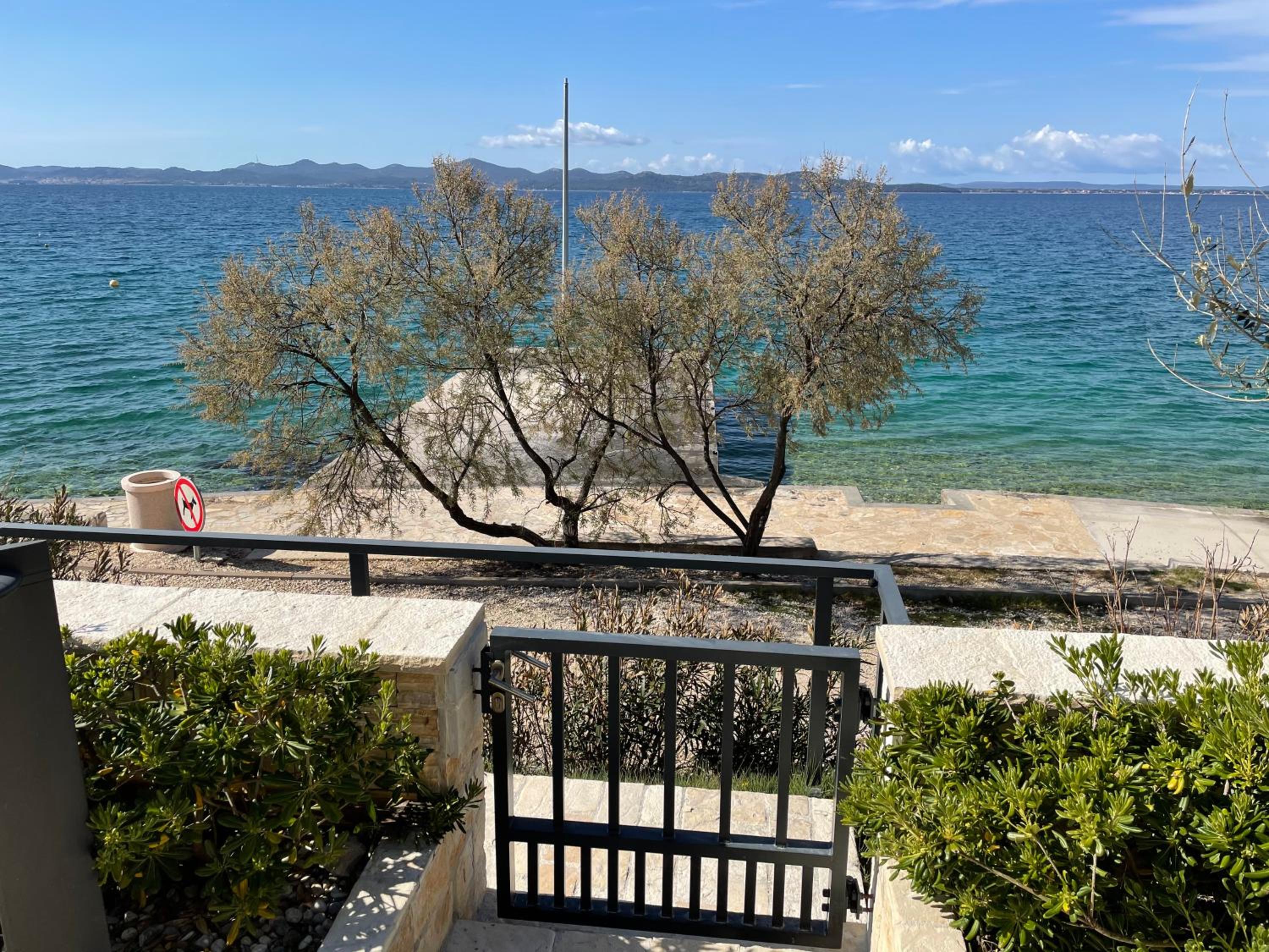 Vila LEDA view 4