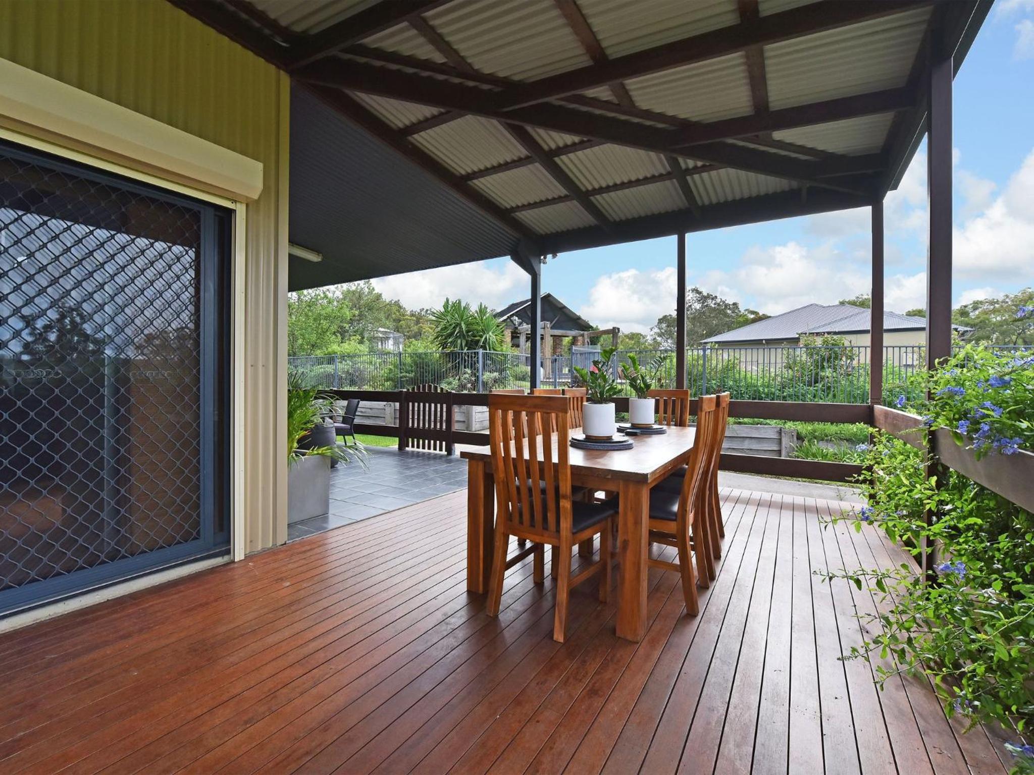 Kelman Cottage with pool and beautiful native wildlife