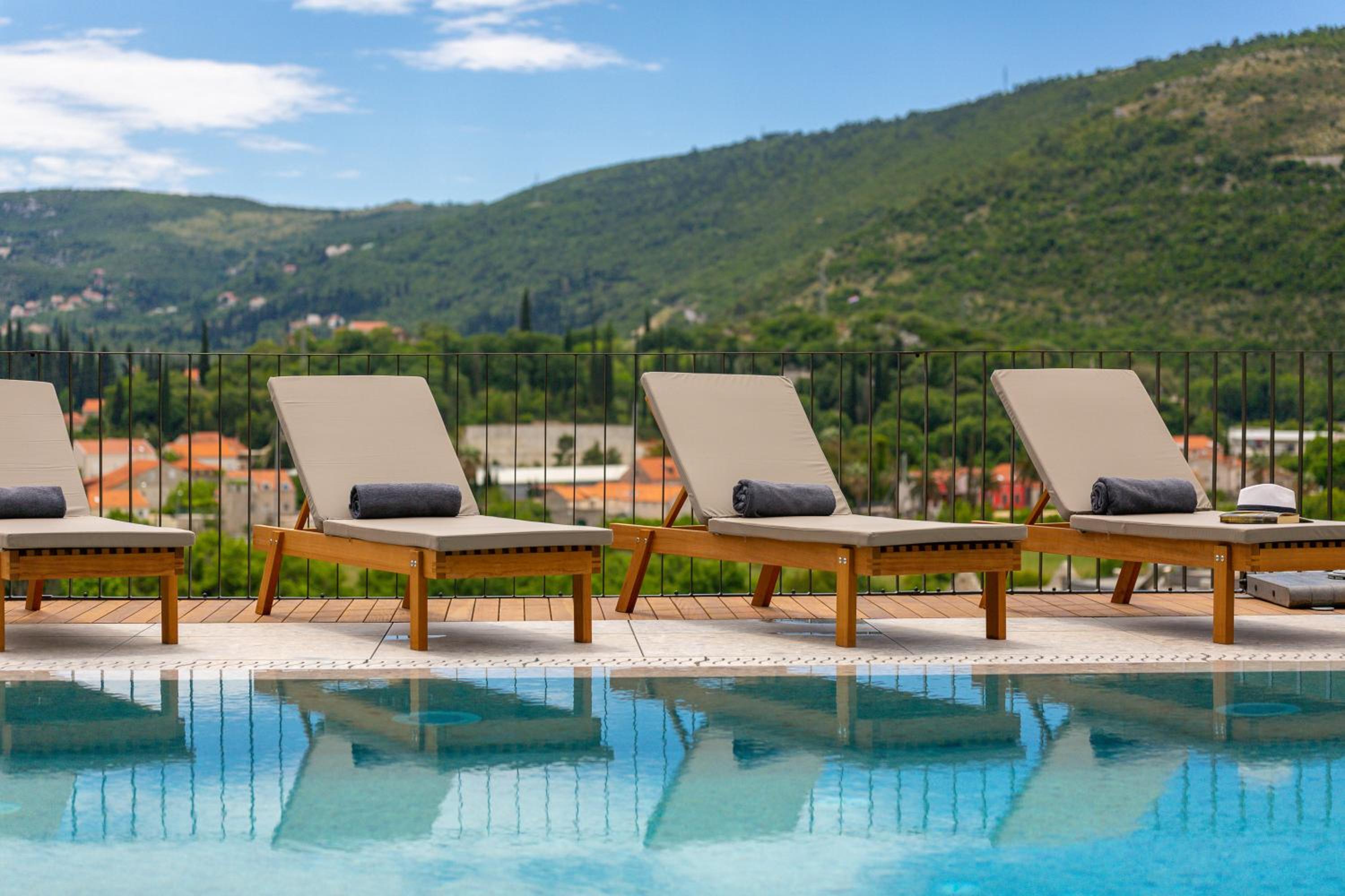 Palazzo Vimbula - Five Star Luxury Villa view 5
