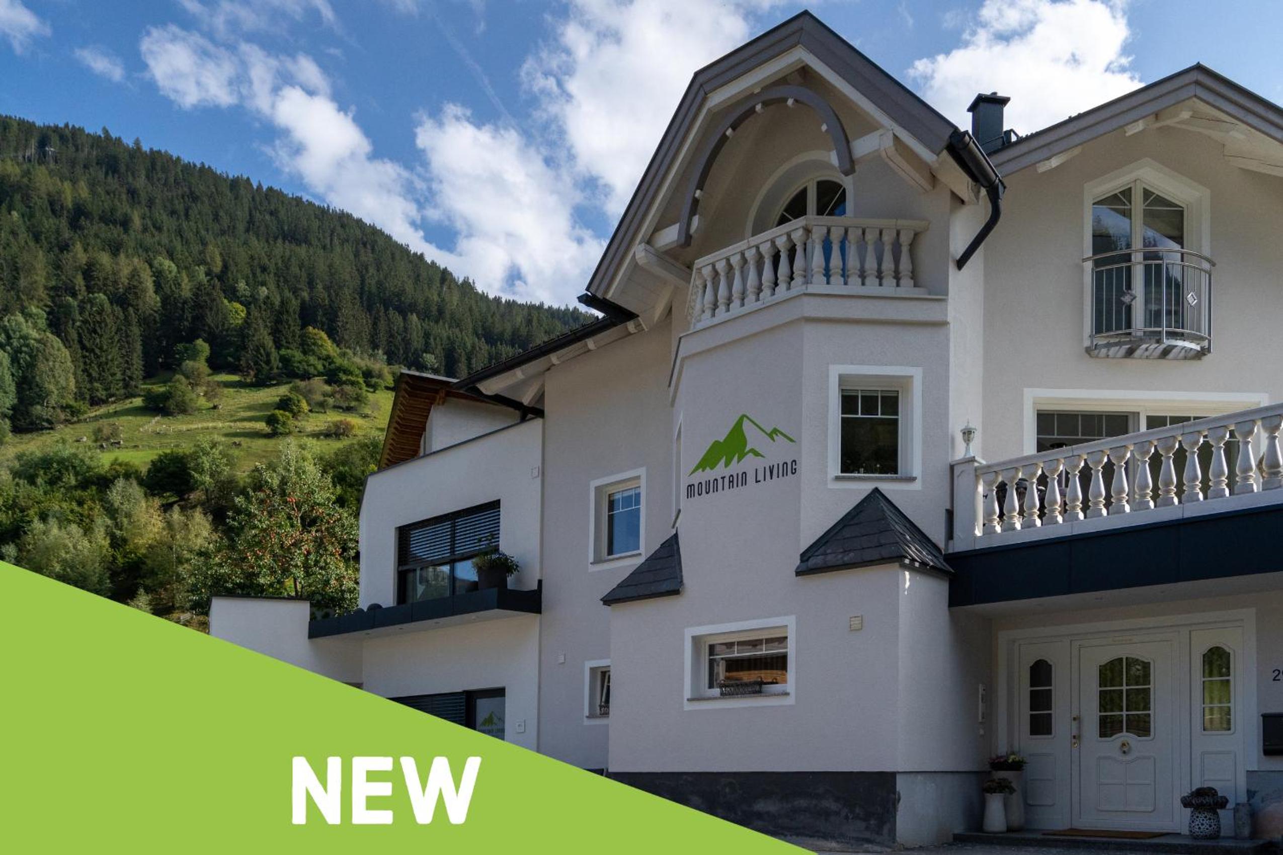 Mountain Living Ski-in & Ski out Silvretta Sommer Card Including