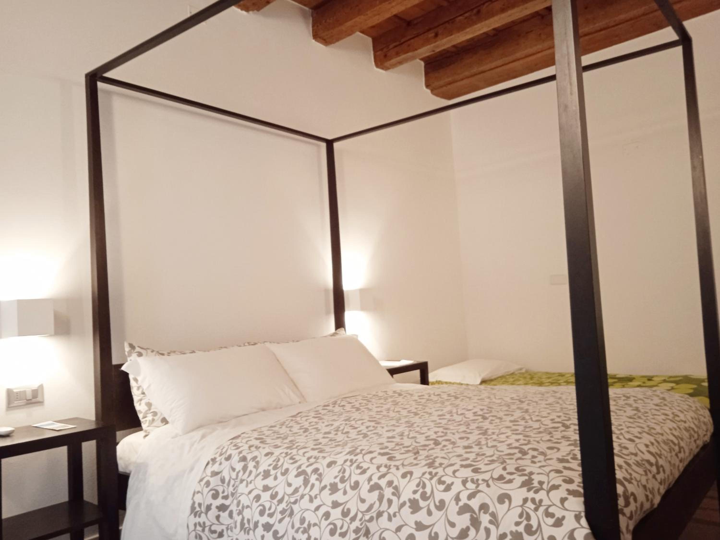 Moira Rooms view 4