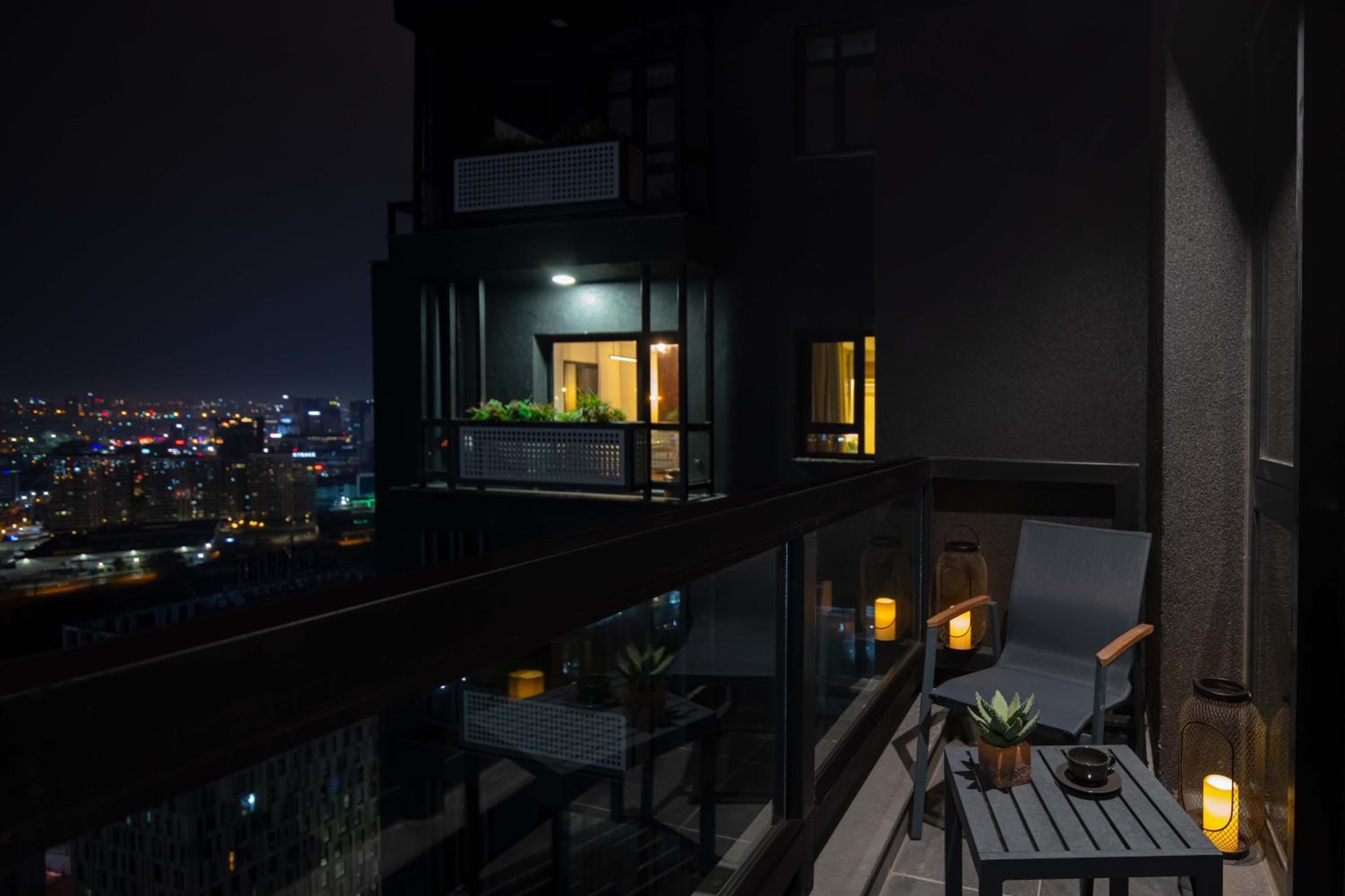 G Tower Furnished Apartment Rentals