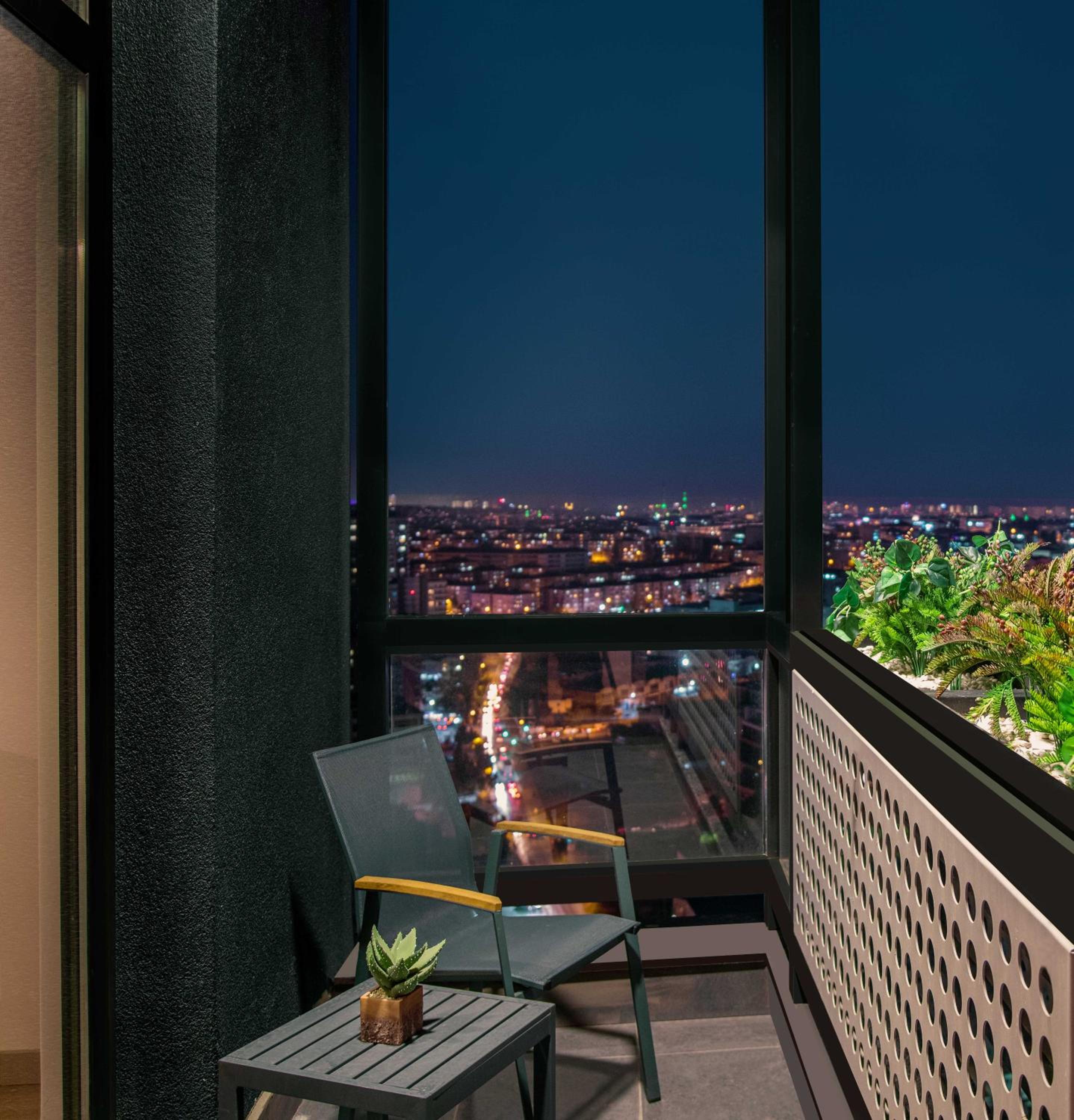 G Tower Furnished Apartment Rentals