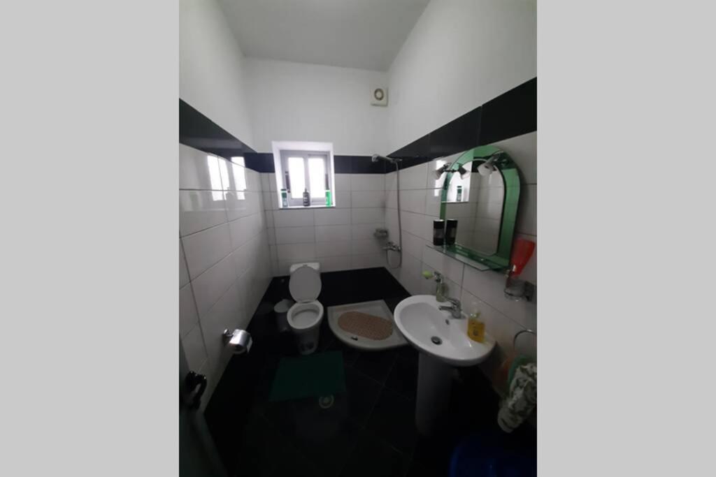 Leka GuestHouse