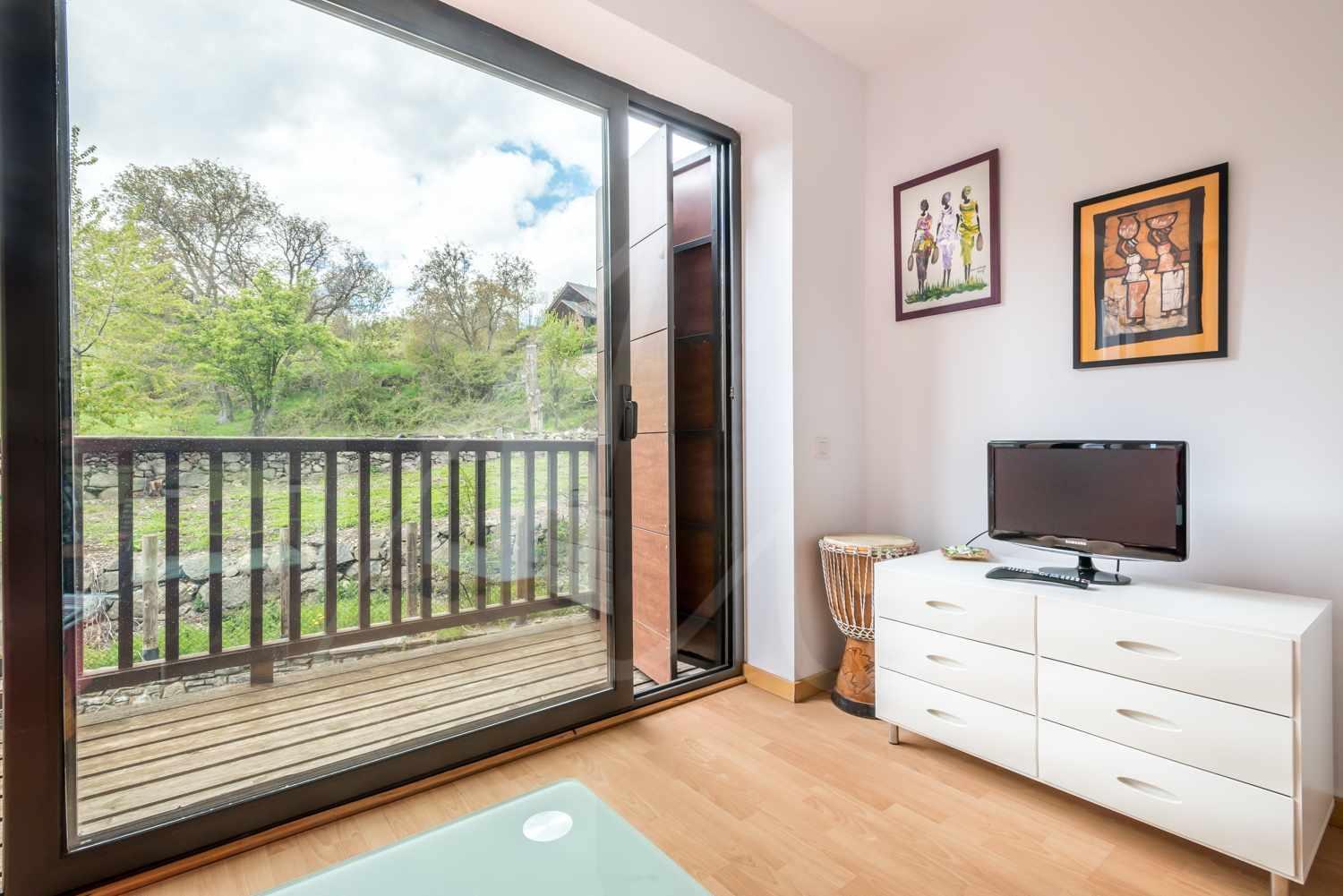 Apartament La Peulla - L'Amfitriona view 2