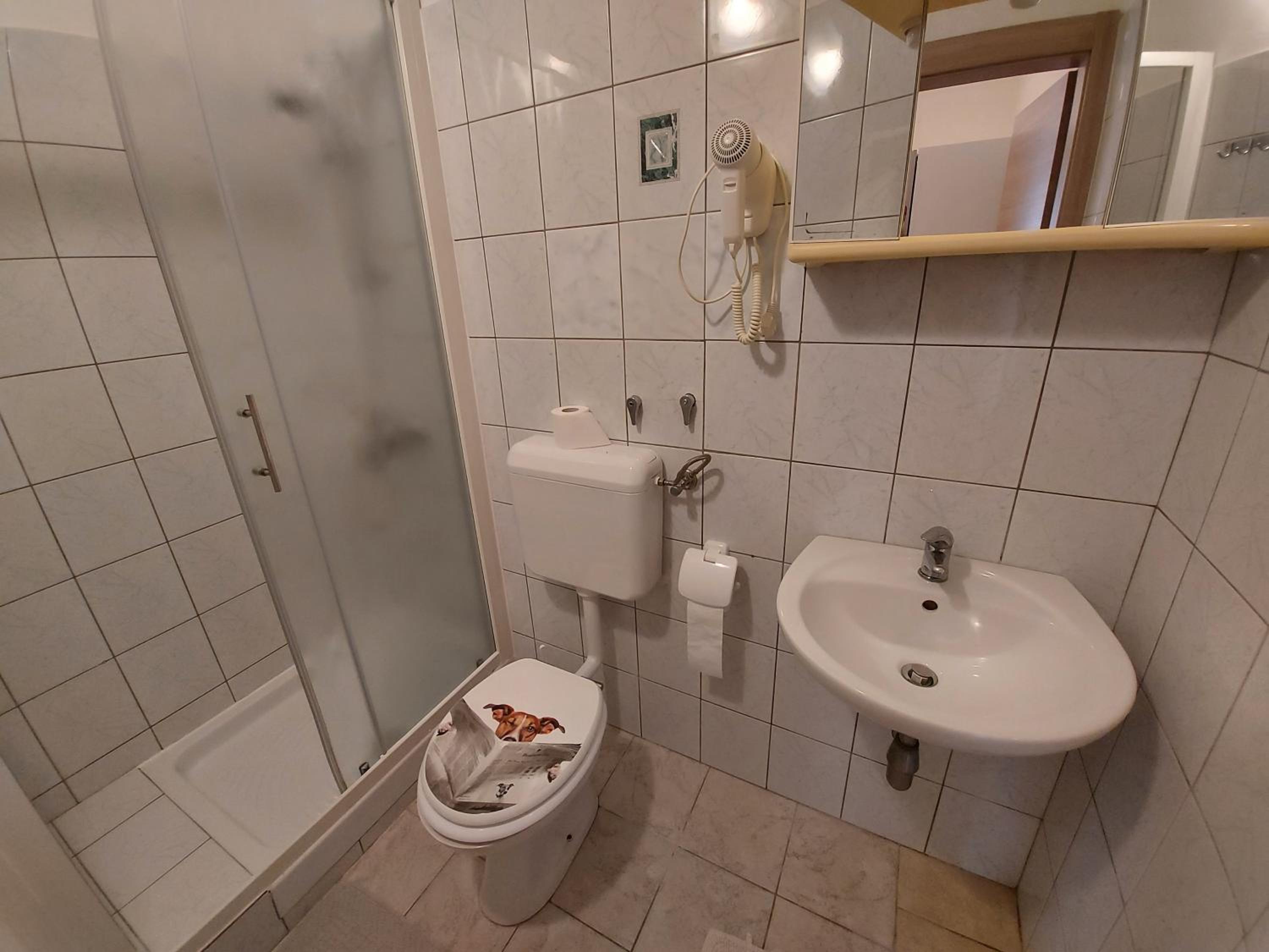 Photo 24