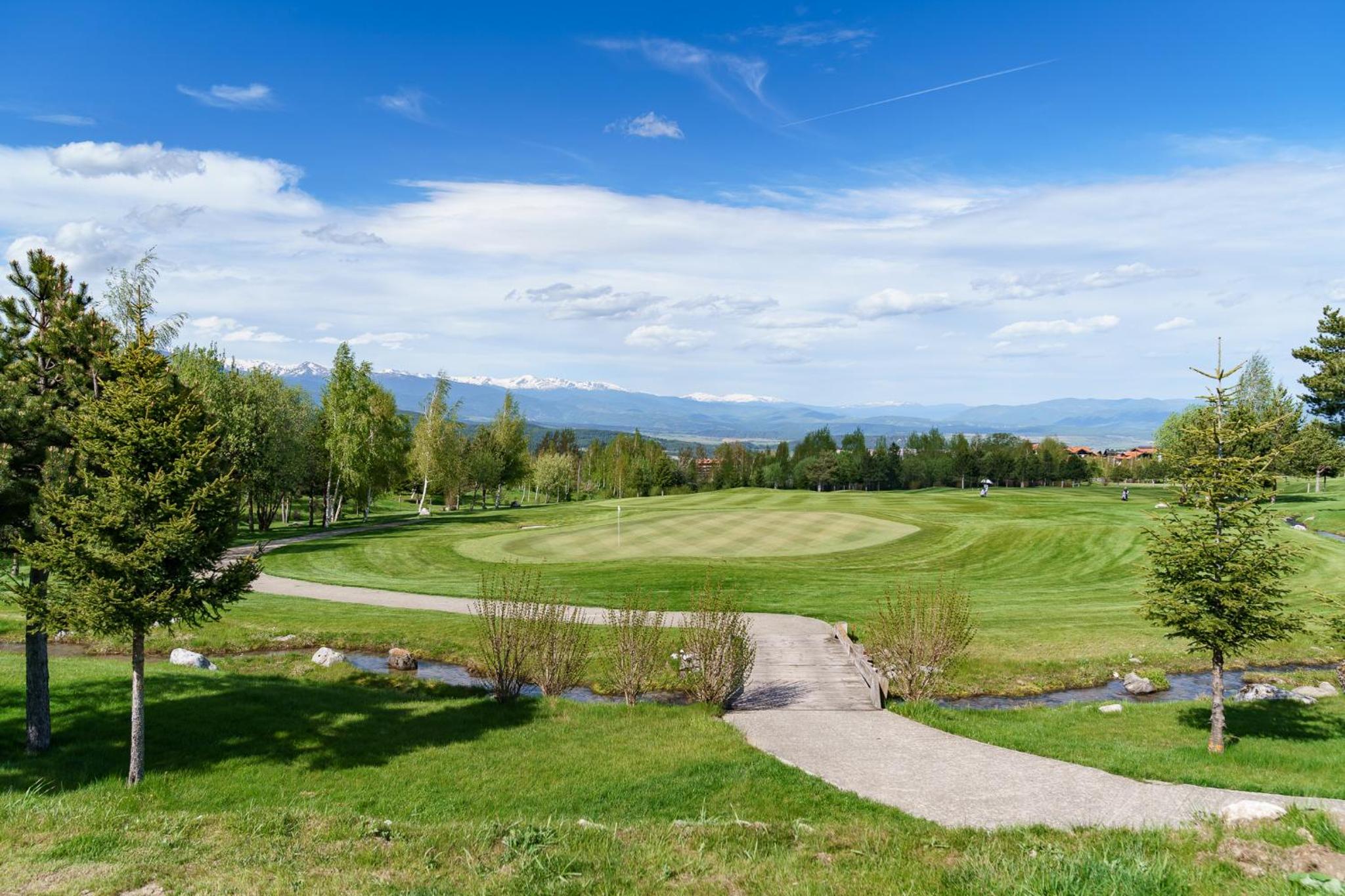 The House on the Green in Pirin Golf