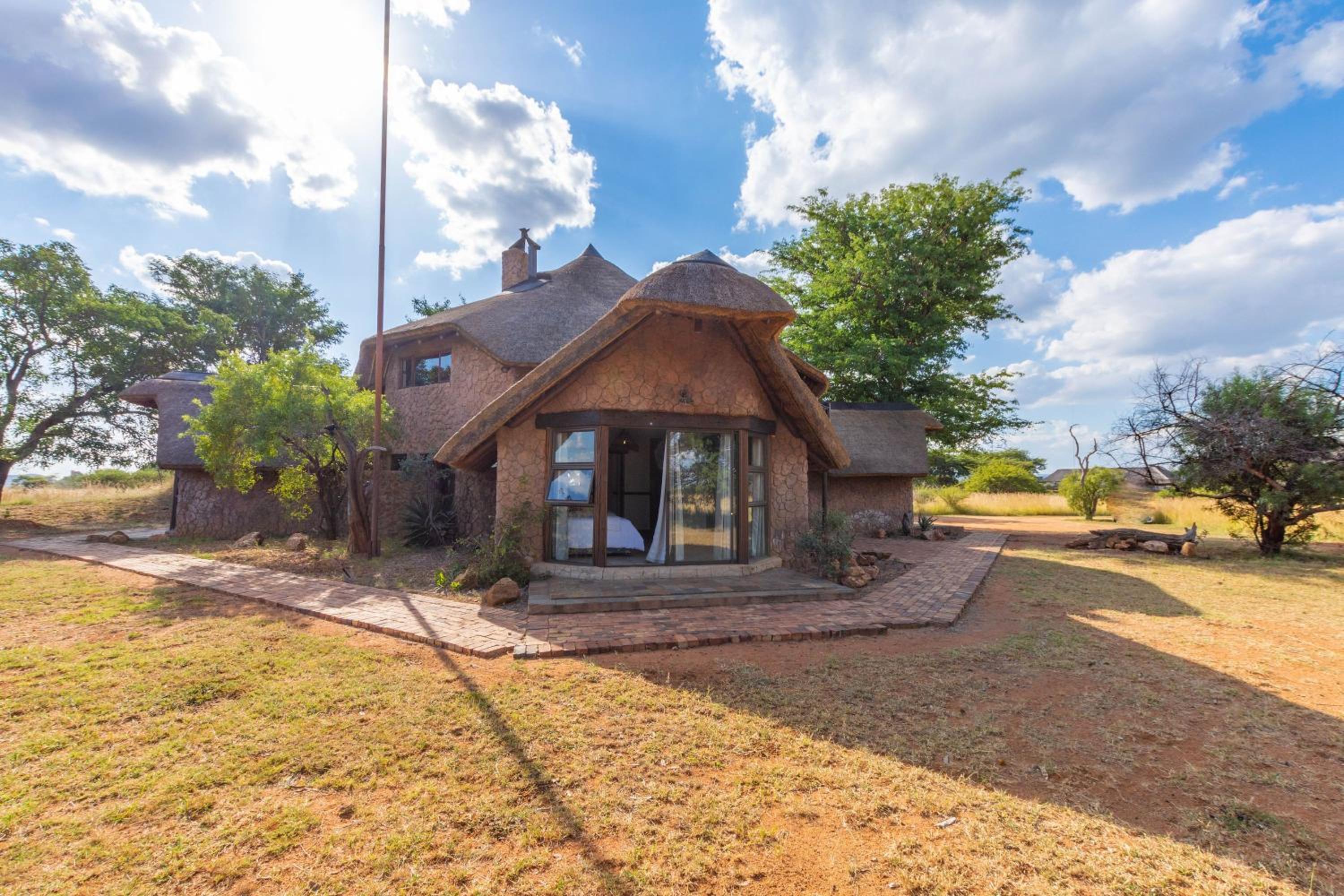 63 Zebula 4 Bedroom House Sleeps 12 view 3