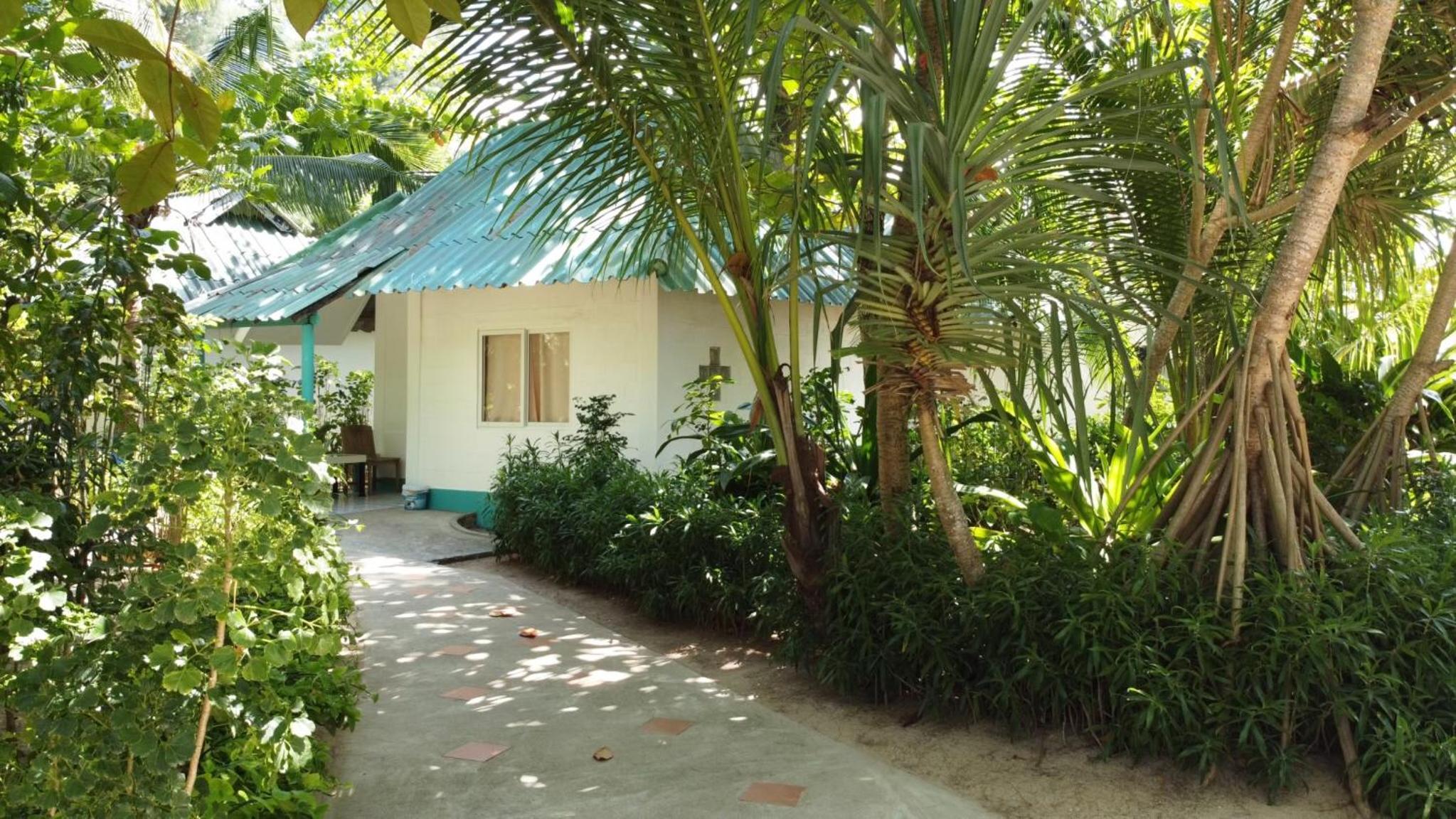 Lanta Island Resort