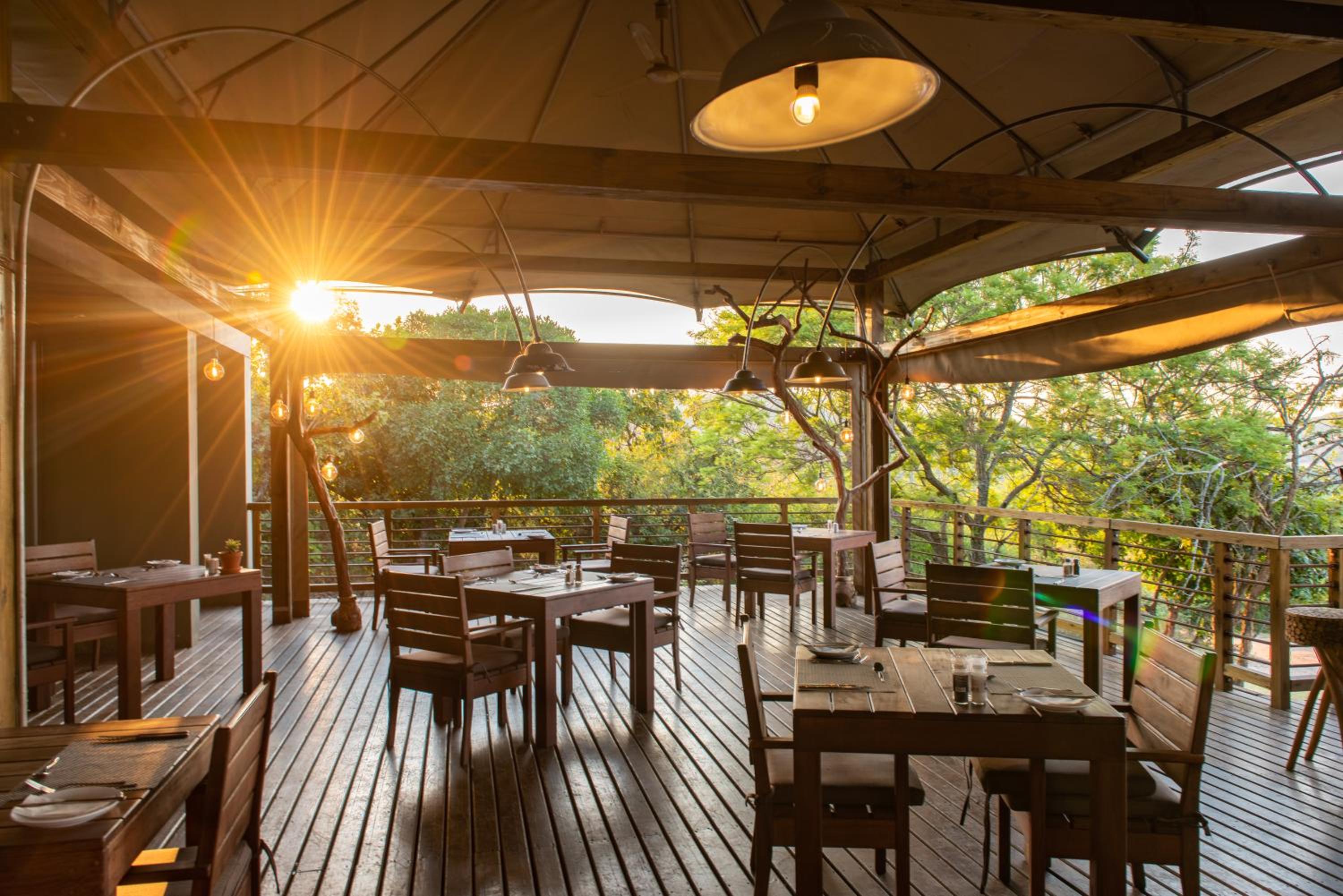Ndhula Luxury Tented Lodge
