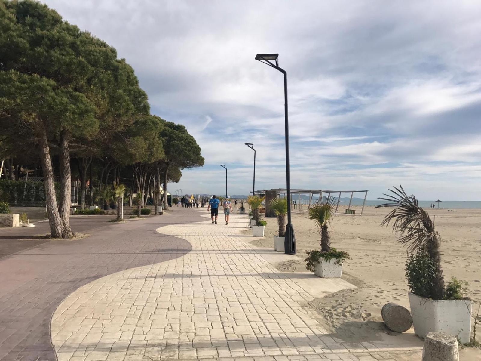 Seafront Villa with a Stunning Garden