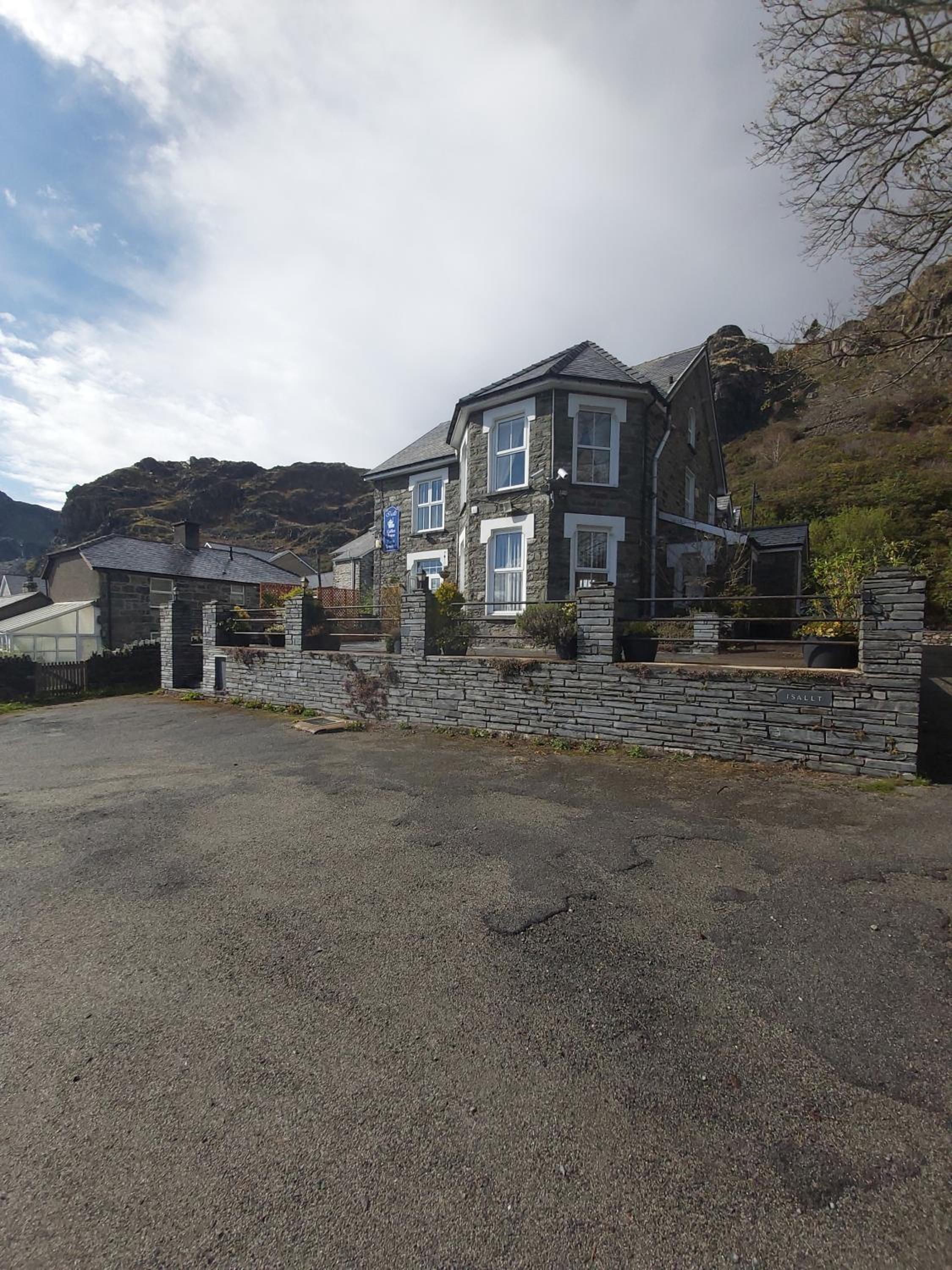 isallt guesthouse