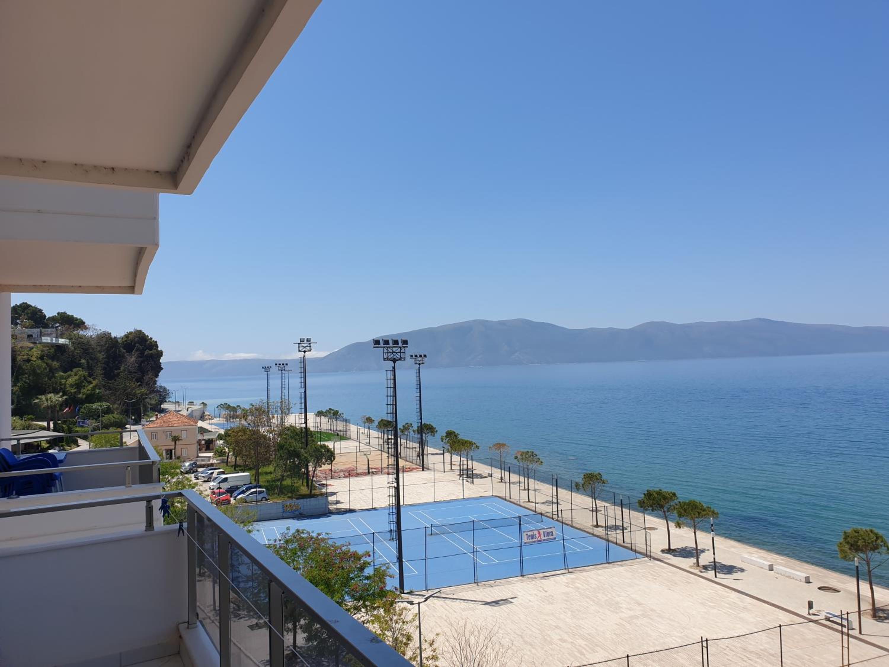 ASTA Apartments Free Private Parking