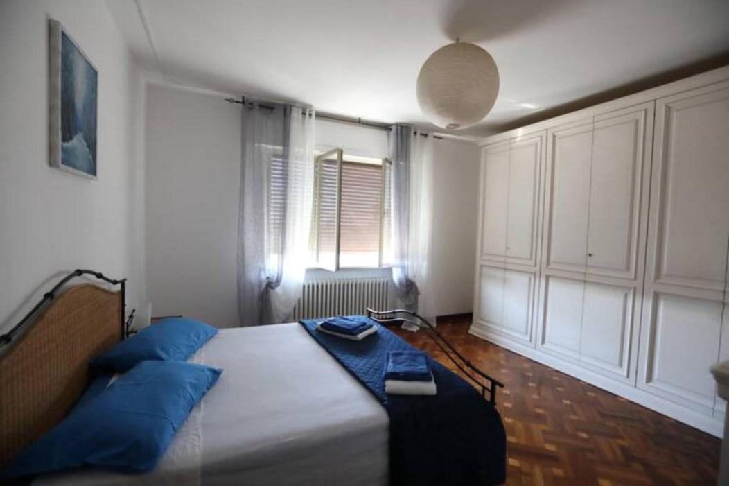 casa vacanza con piscina grande e idromassaggio jacuzzi