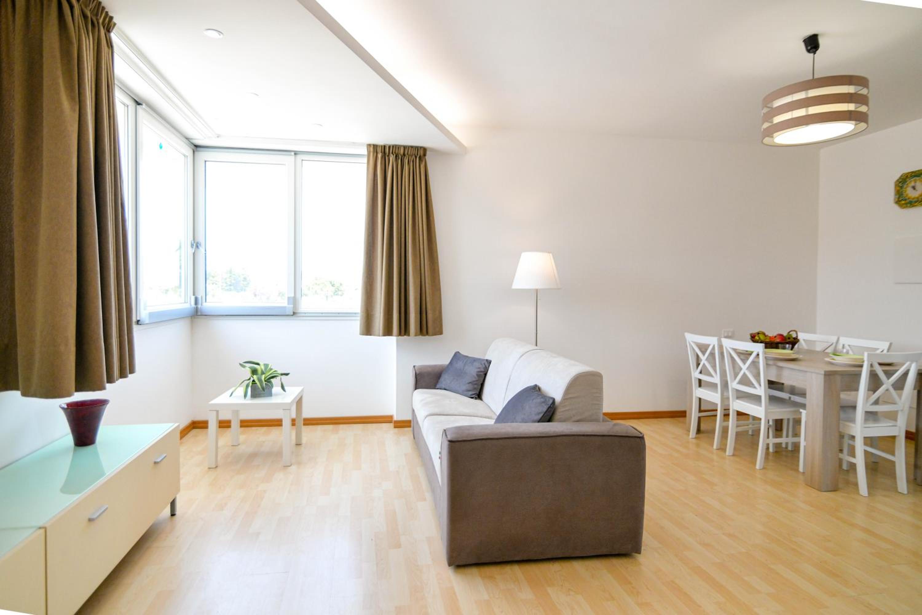 Villa Laura Charme Apartments view 5