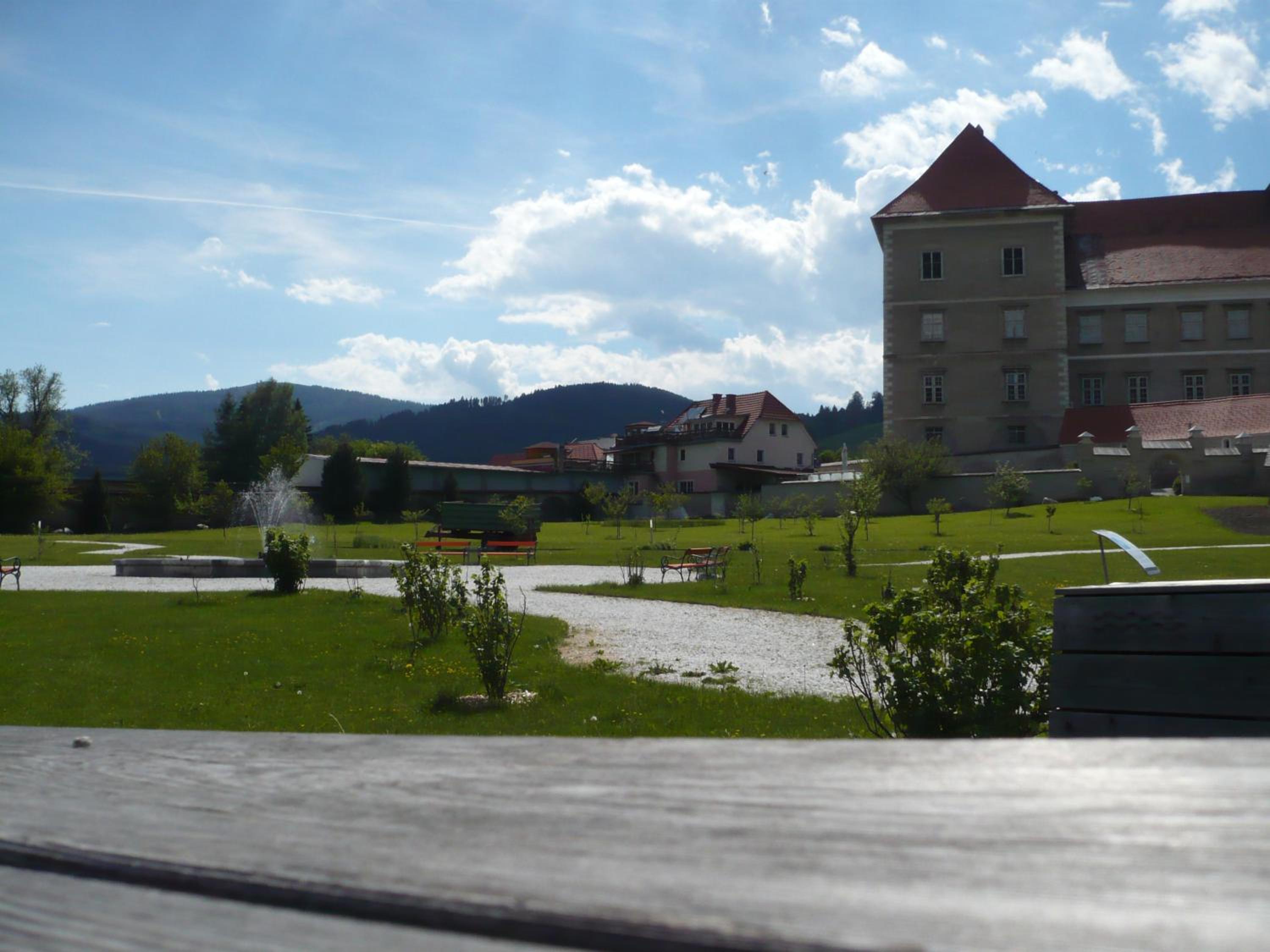Photo 18