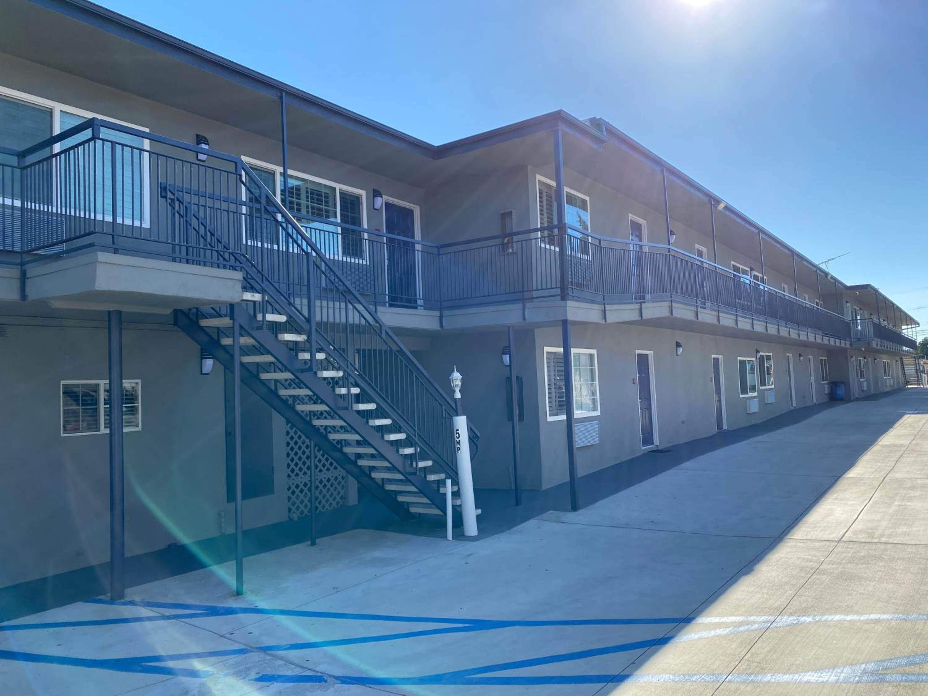 Regency Motel view 3