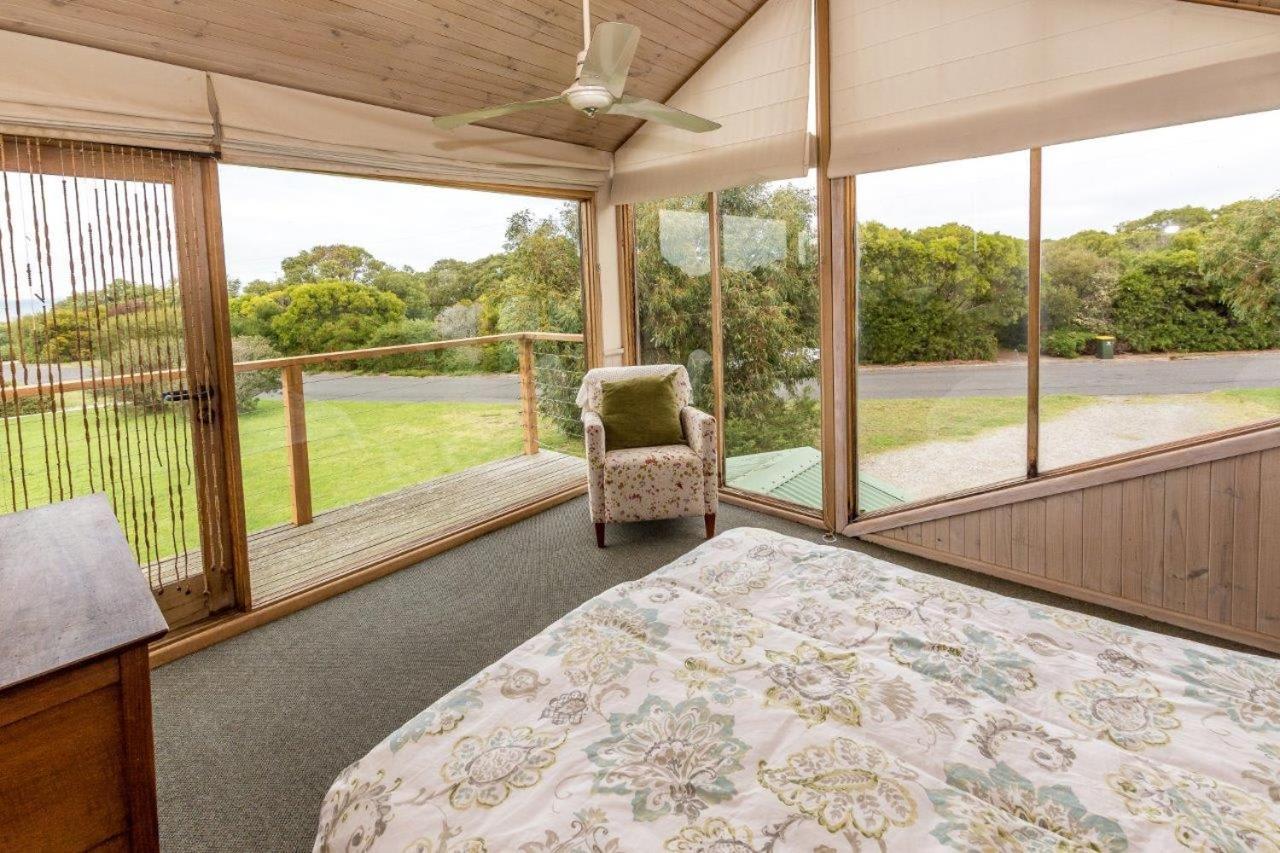 Illangi Beach Retreat