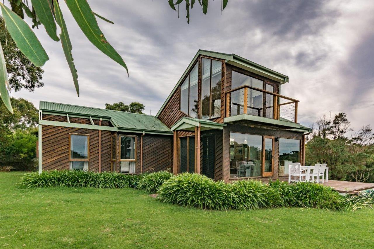 Illangi Beach Retreat