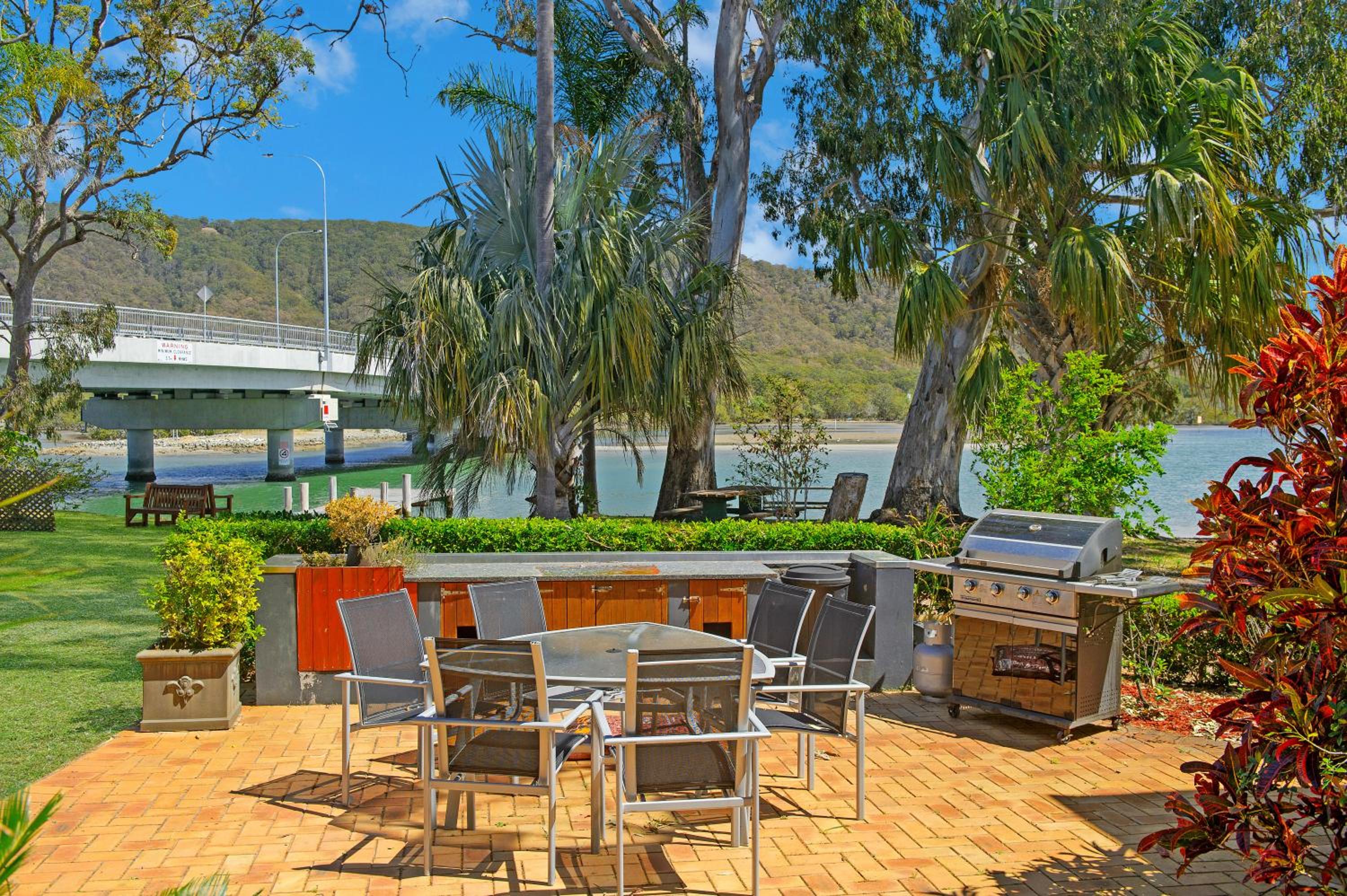 H2O Holiday Apartments Unit 5