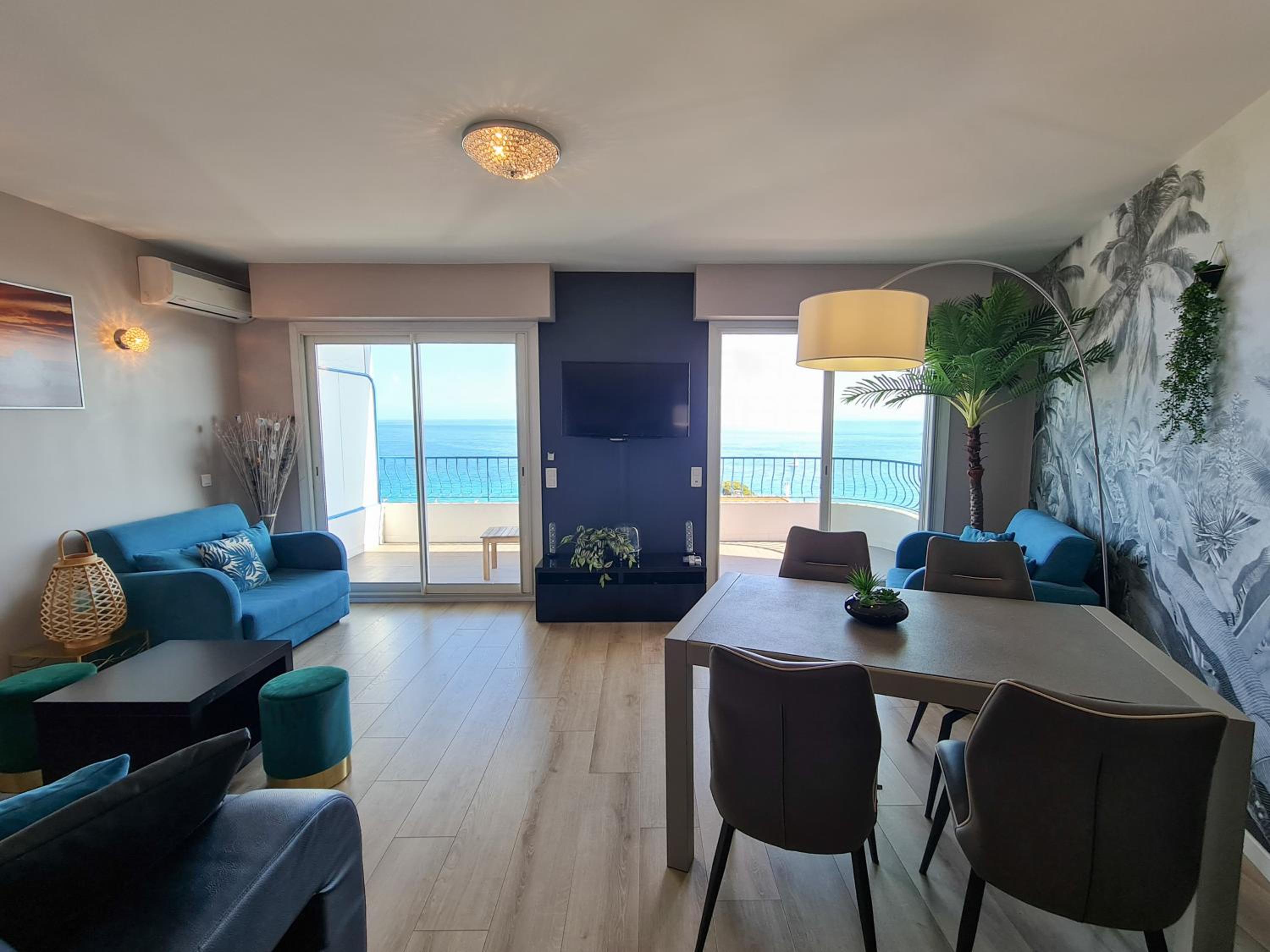 Western Cannes - Panoramic View view 5