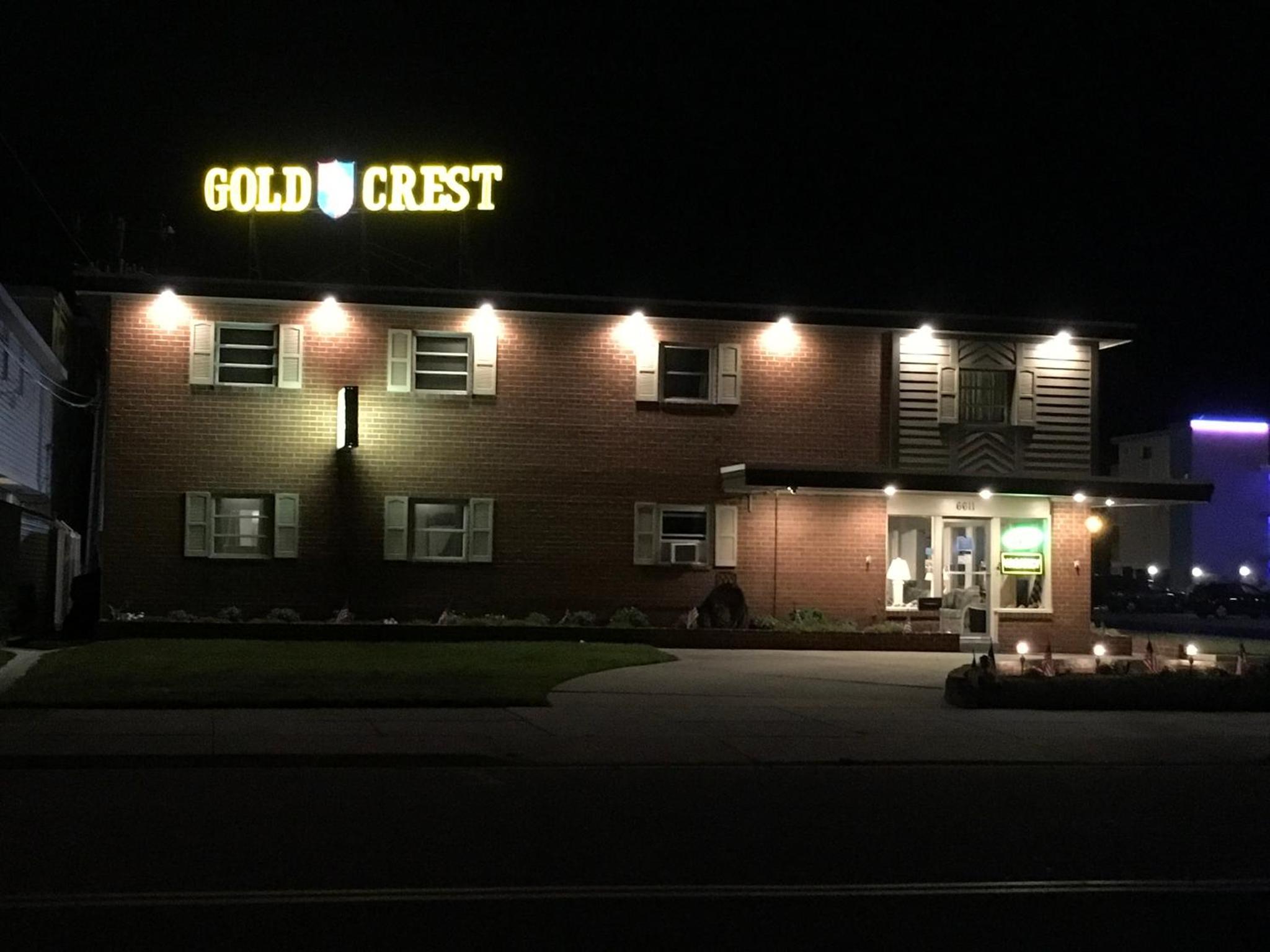Gold Crest Motel