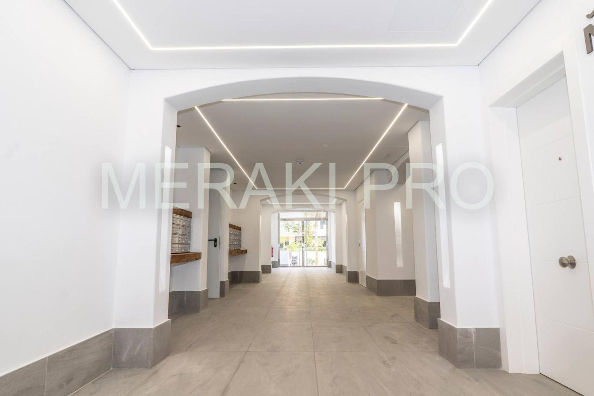 Playa Granada, Piso En Urbanizacion Nueva 6 Pax Beach, Golf, Ski,sun view 5