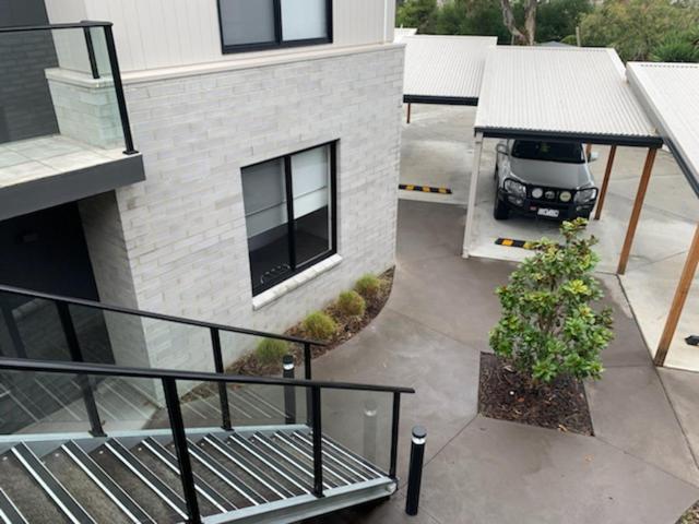 Captains Cove 1st Floor Spa Luxury Apartments - Free Netflix