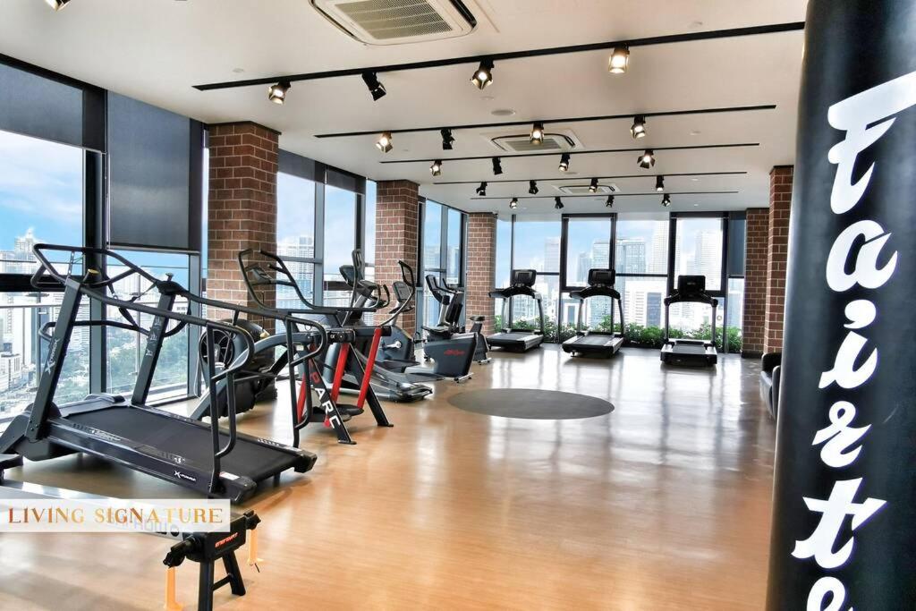 Ceylonz Suites KL Studio near Bukit Bintang - Living Signature