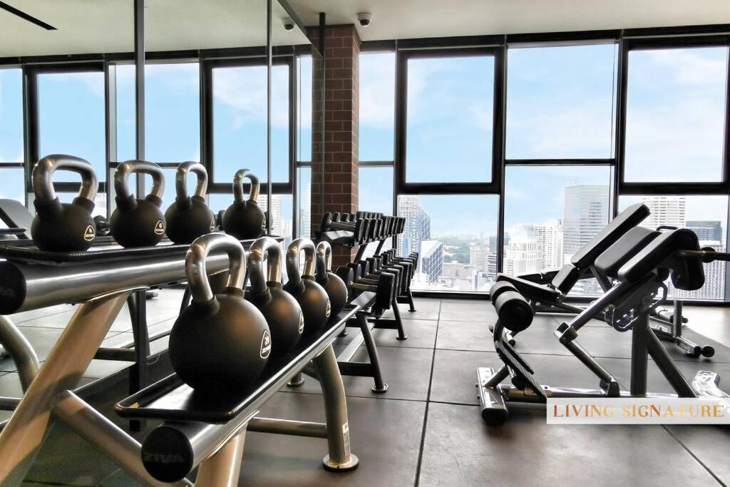 Ceylonz Suites KL Studio near Bukit Bintang - Living Signature