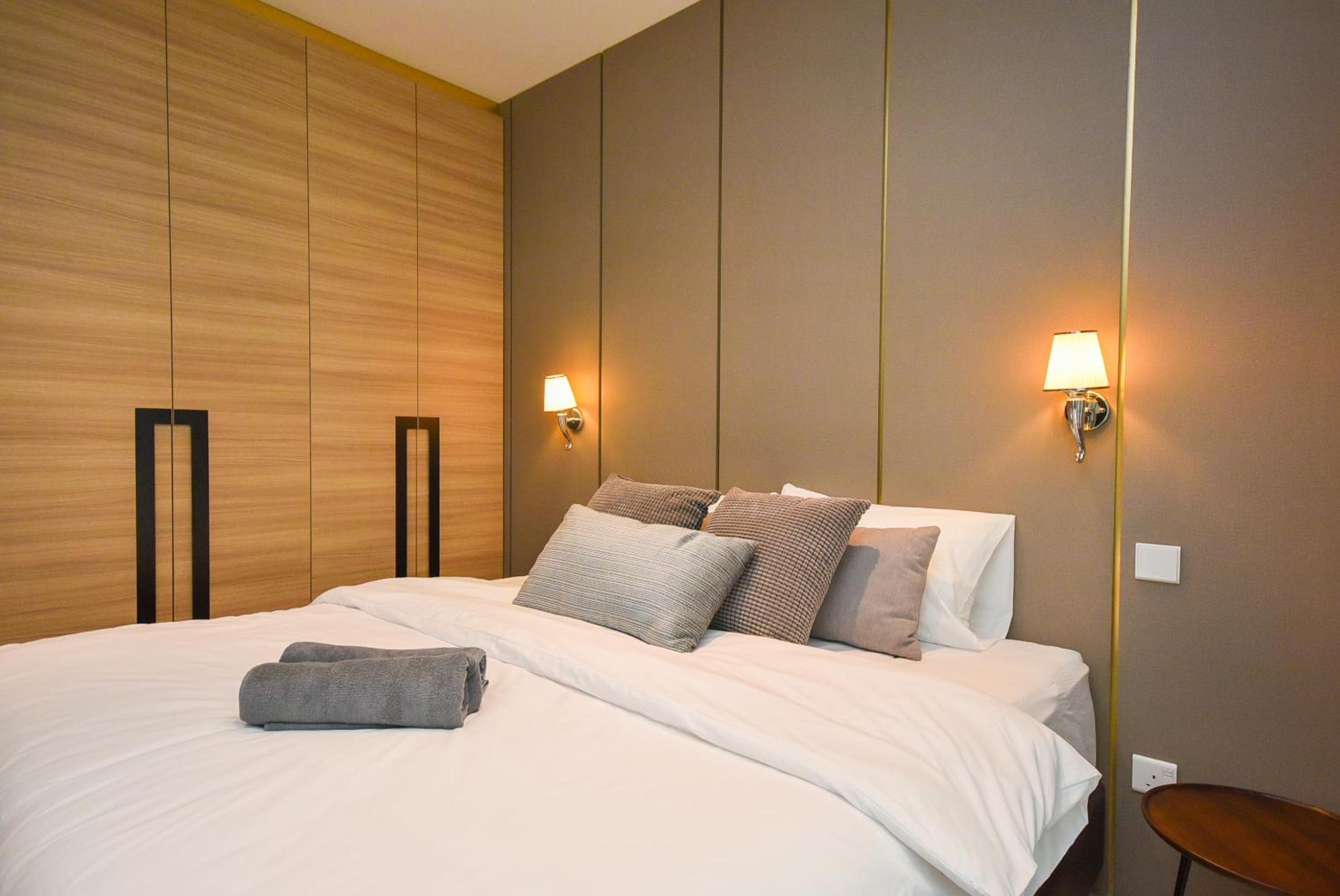 Suasana Residence by Nest Home
