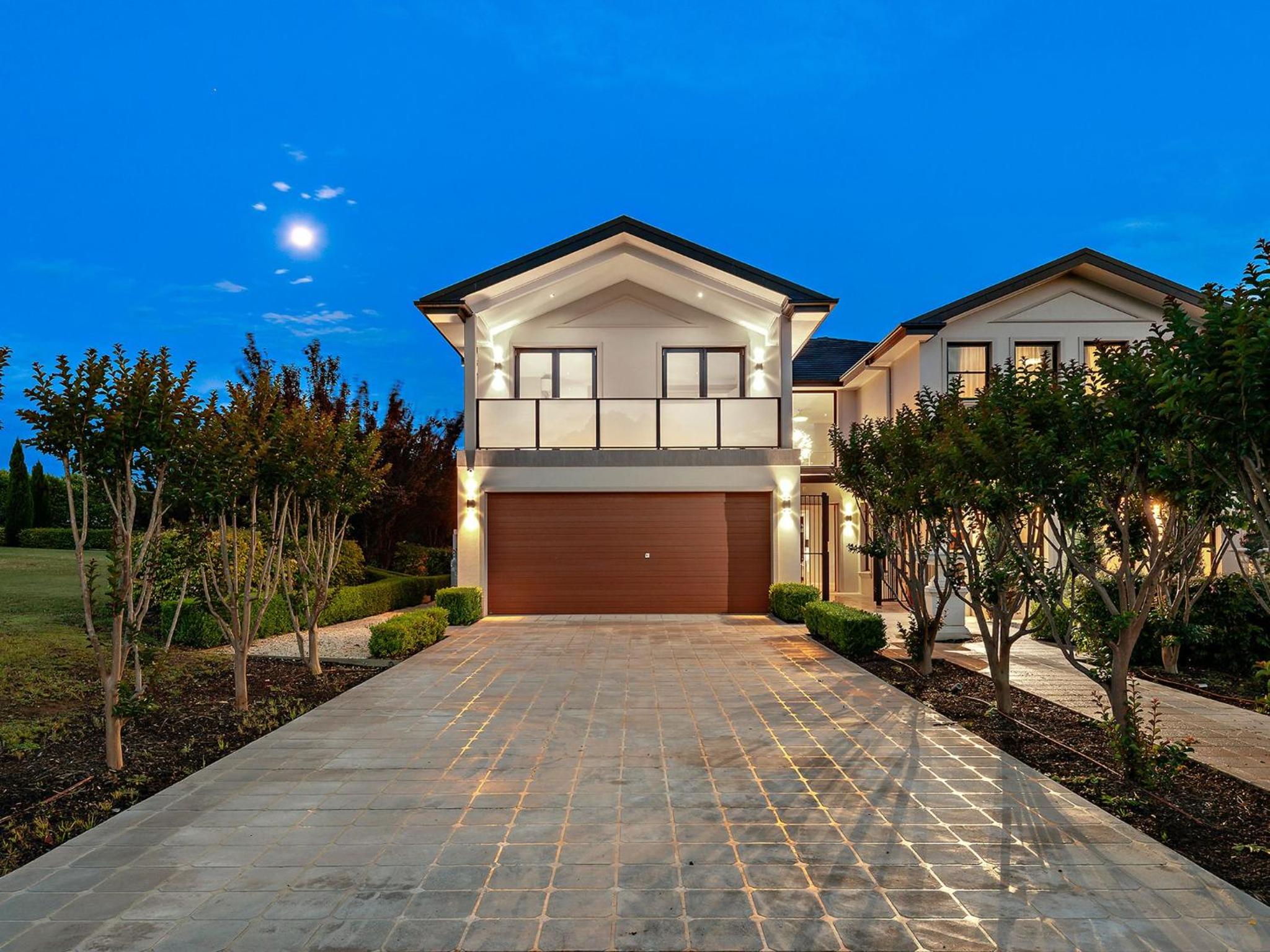 Luxury Hunter Valley Manor Estate Located in Central Hunter Valley