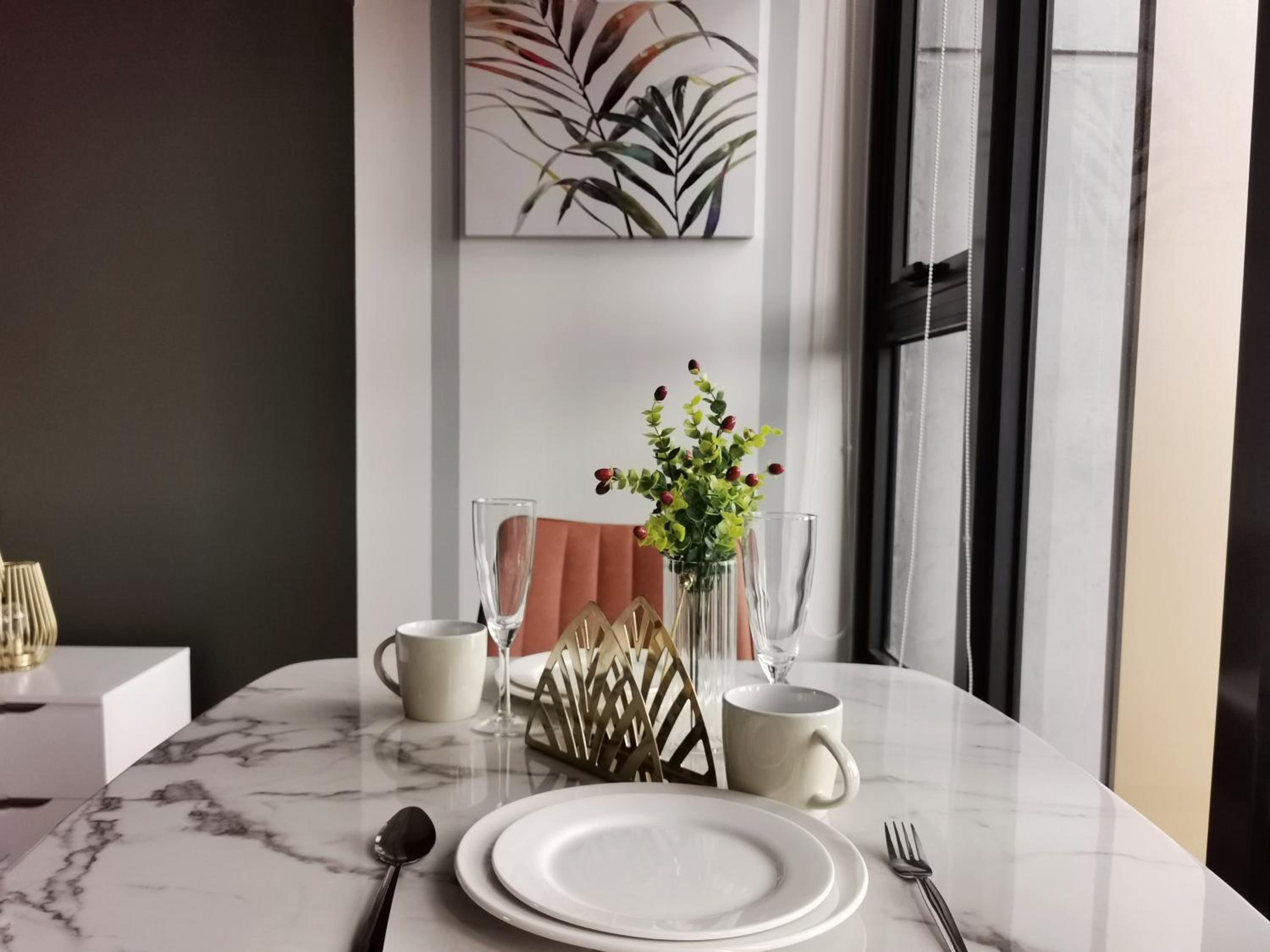 Ceylonz Suites KL Studio near Bukit Bintang - Living Signature