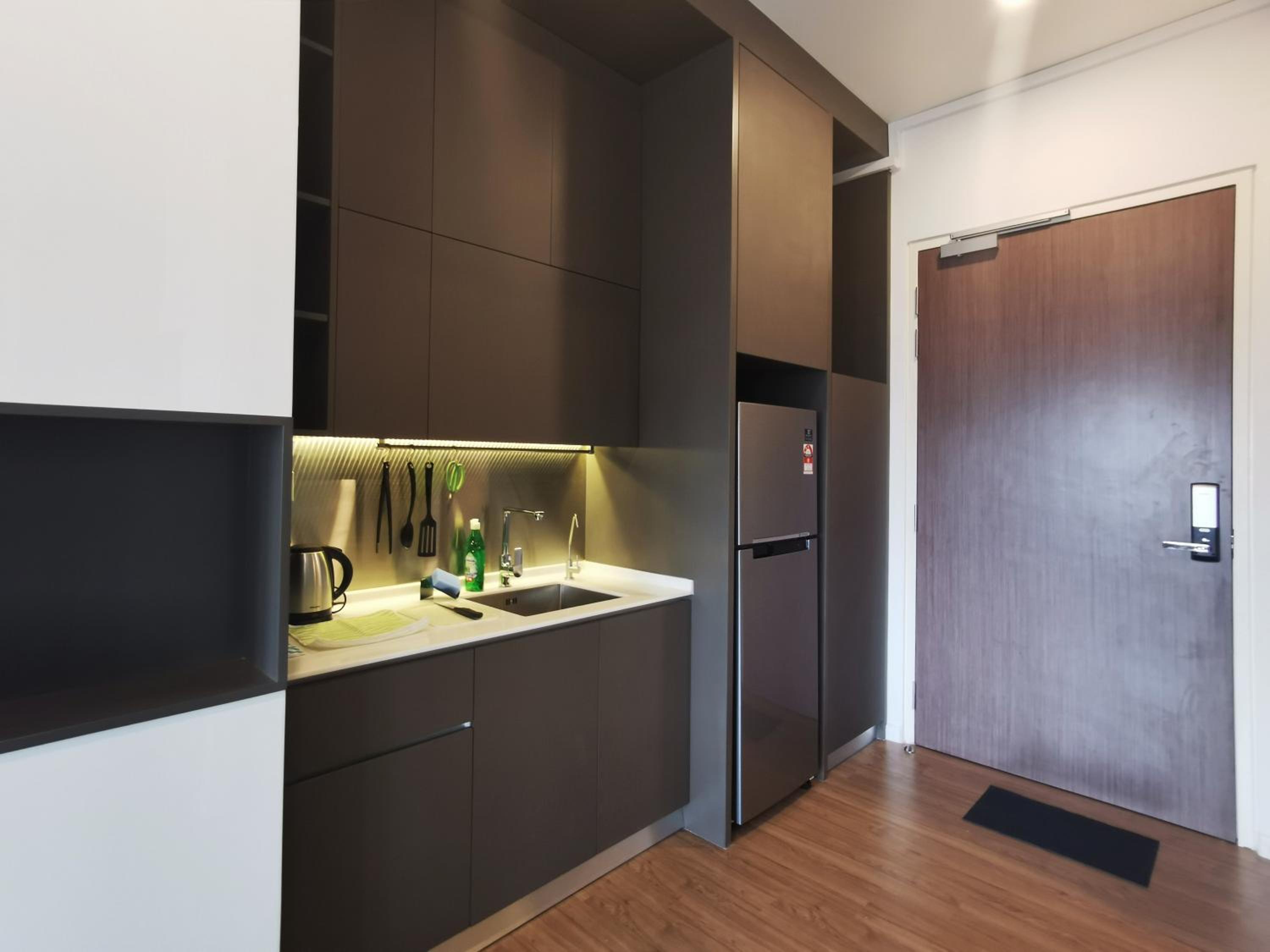 Ceylonz Suites KL Studio near Bukit Bintang - Living Signature
