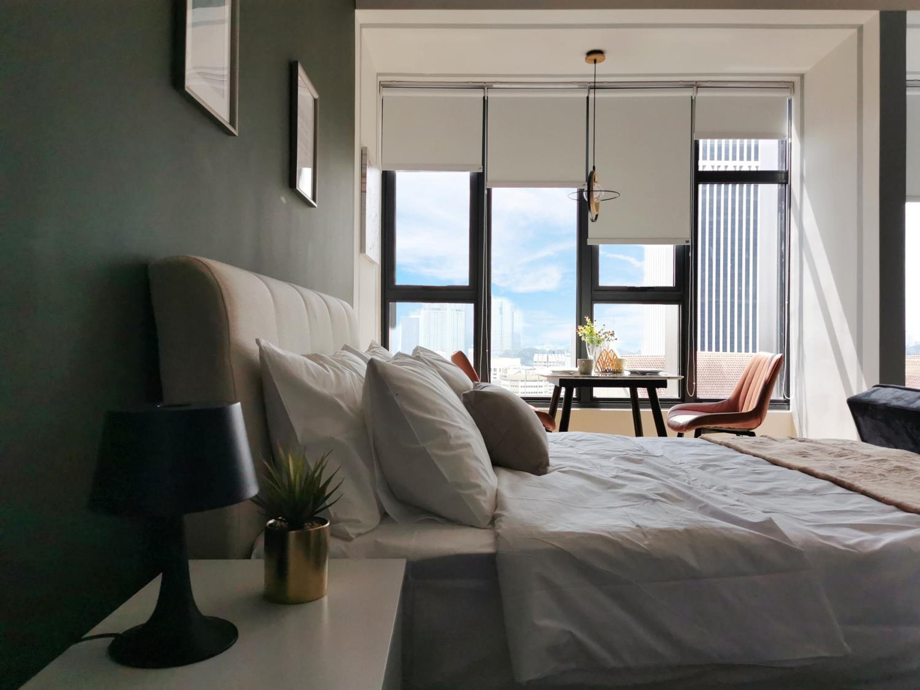 Ceylonz Suites KL Studio near Bukit Bintang - Living Signature