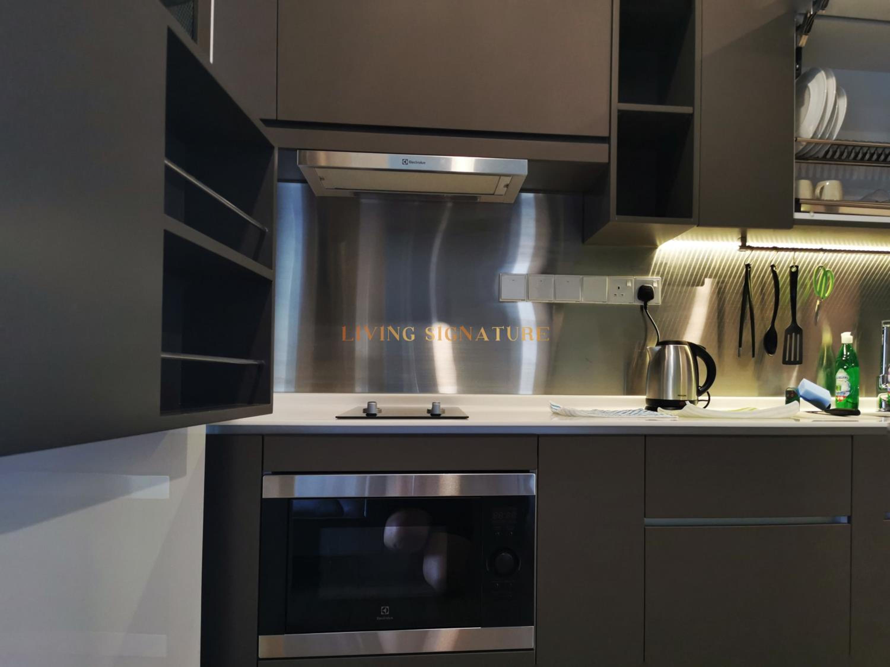 Ceylonz Suites KL Studio near Bukit Bintang - Living Signature