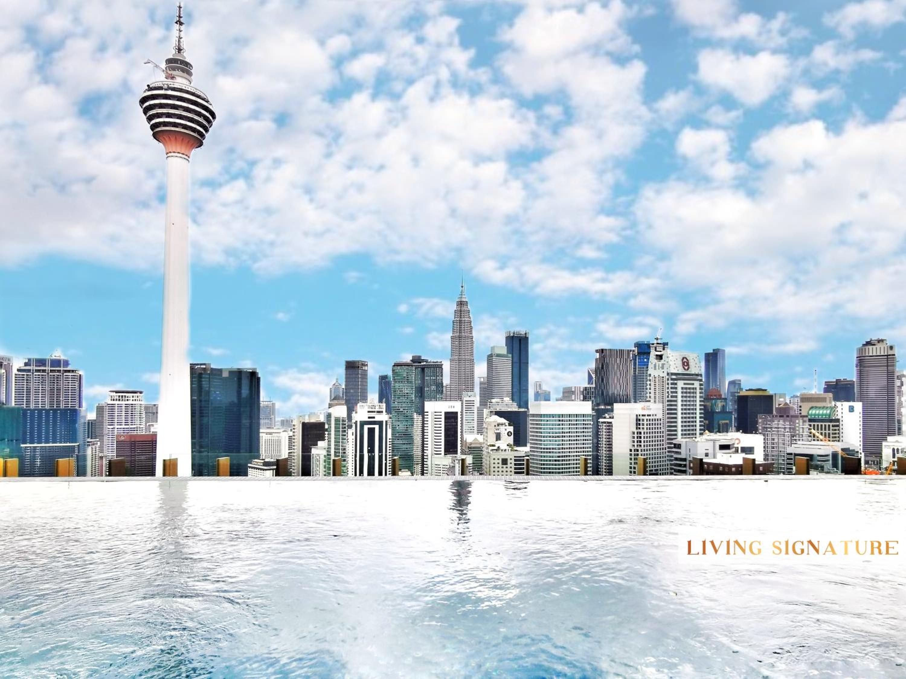 Ceylonz Suites KL Studio near Bukit Bintang - Living Signature