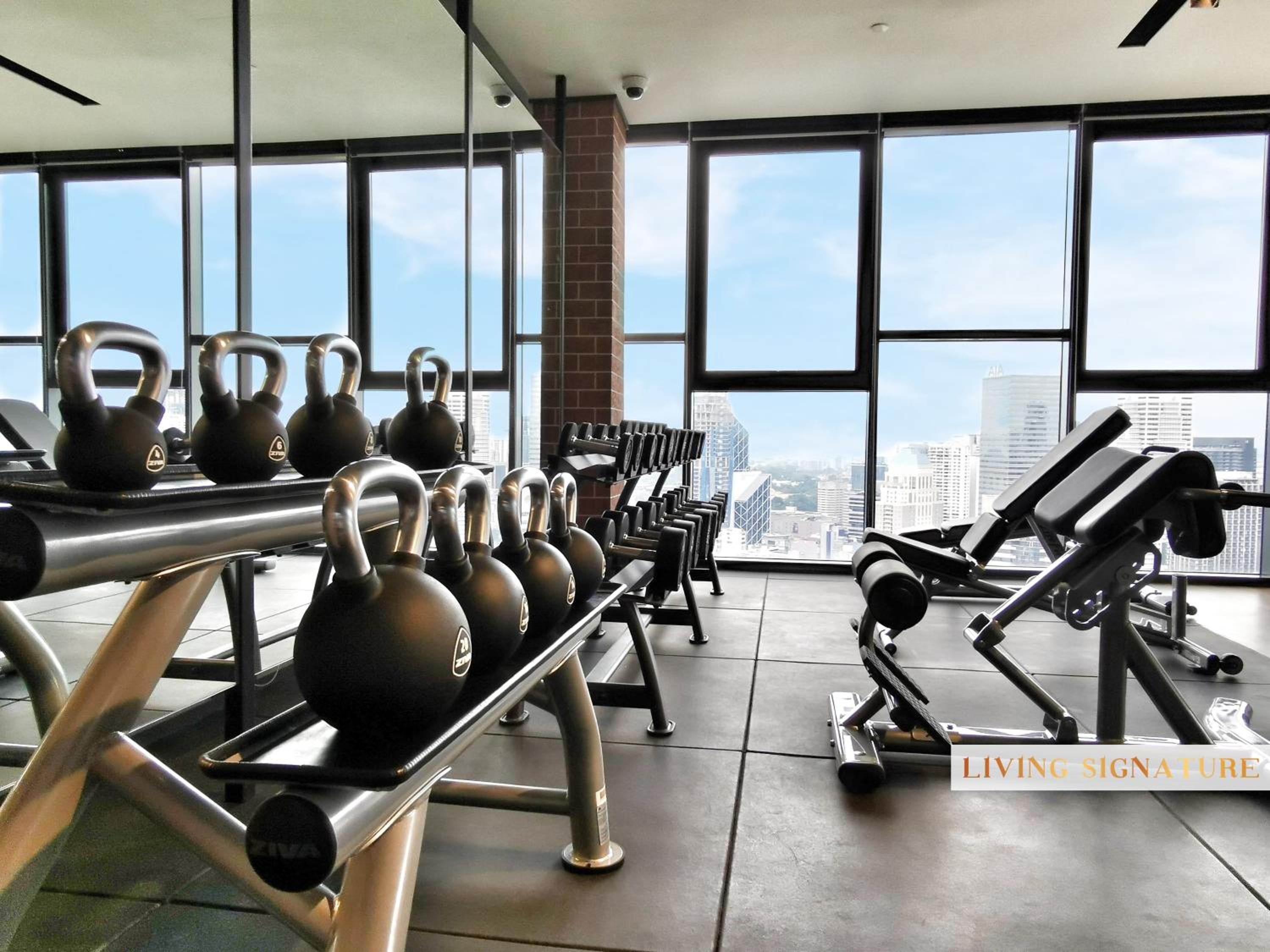 Ceylonz Suites KL Studio near Bukit Bintang - Living Signature