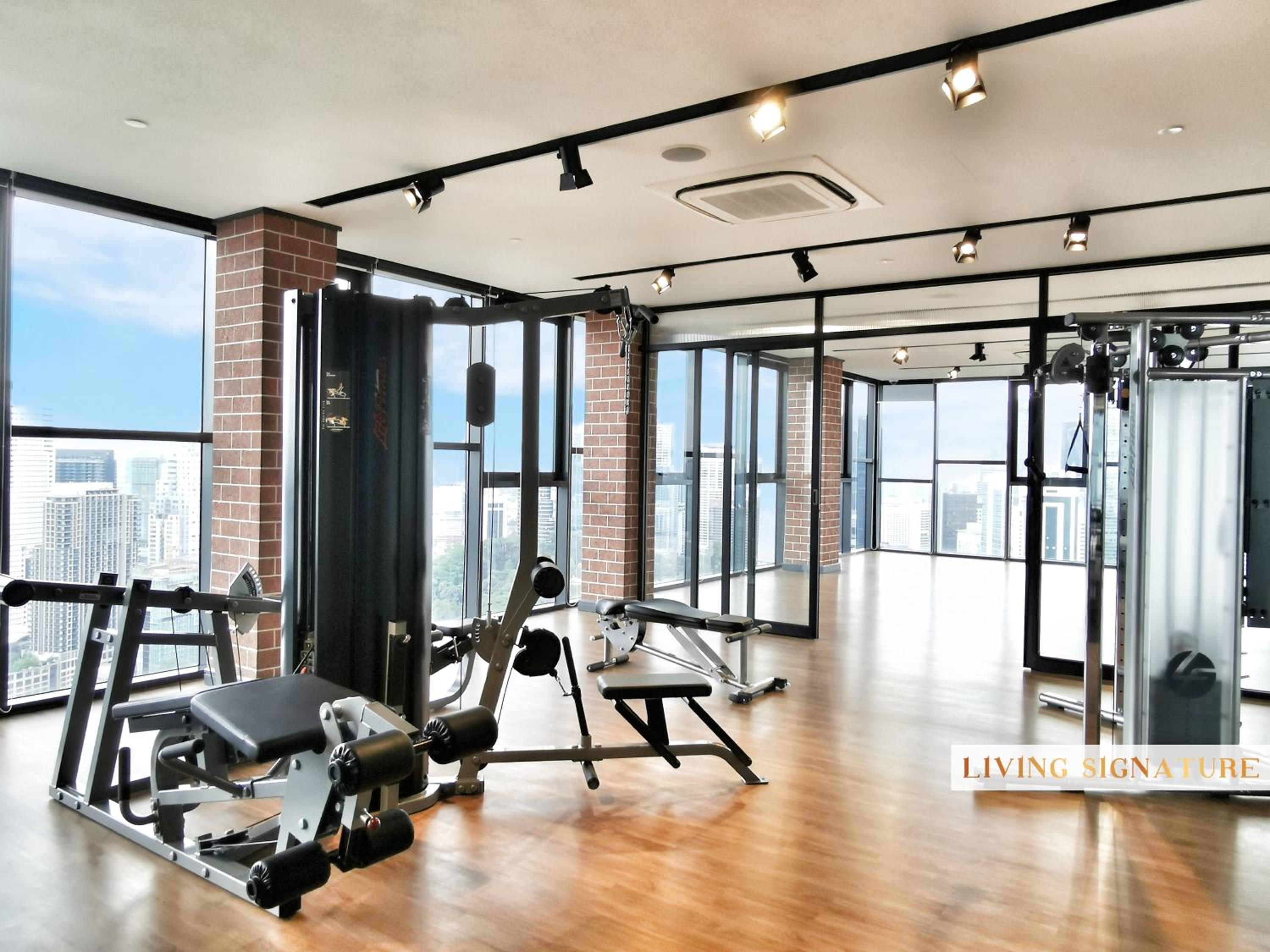 Ceylonz Suites KL Studio near Bukit Bintang - Living Signature